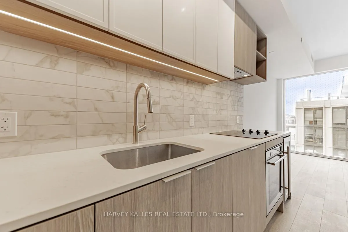 Photo 6 of Unit 539, 2020 Bathurst Street, Toronto, Humewood-Cedarvale — HOMEH