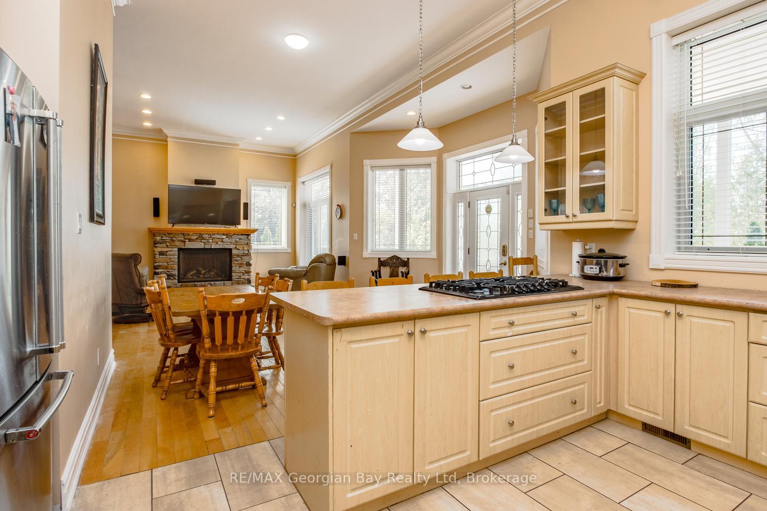 Photo 12 of 1107 Tiny Beaches Road S, Tiny, Rural Tiny — HOMEH