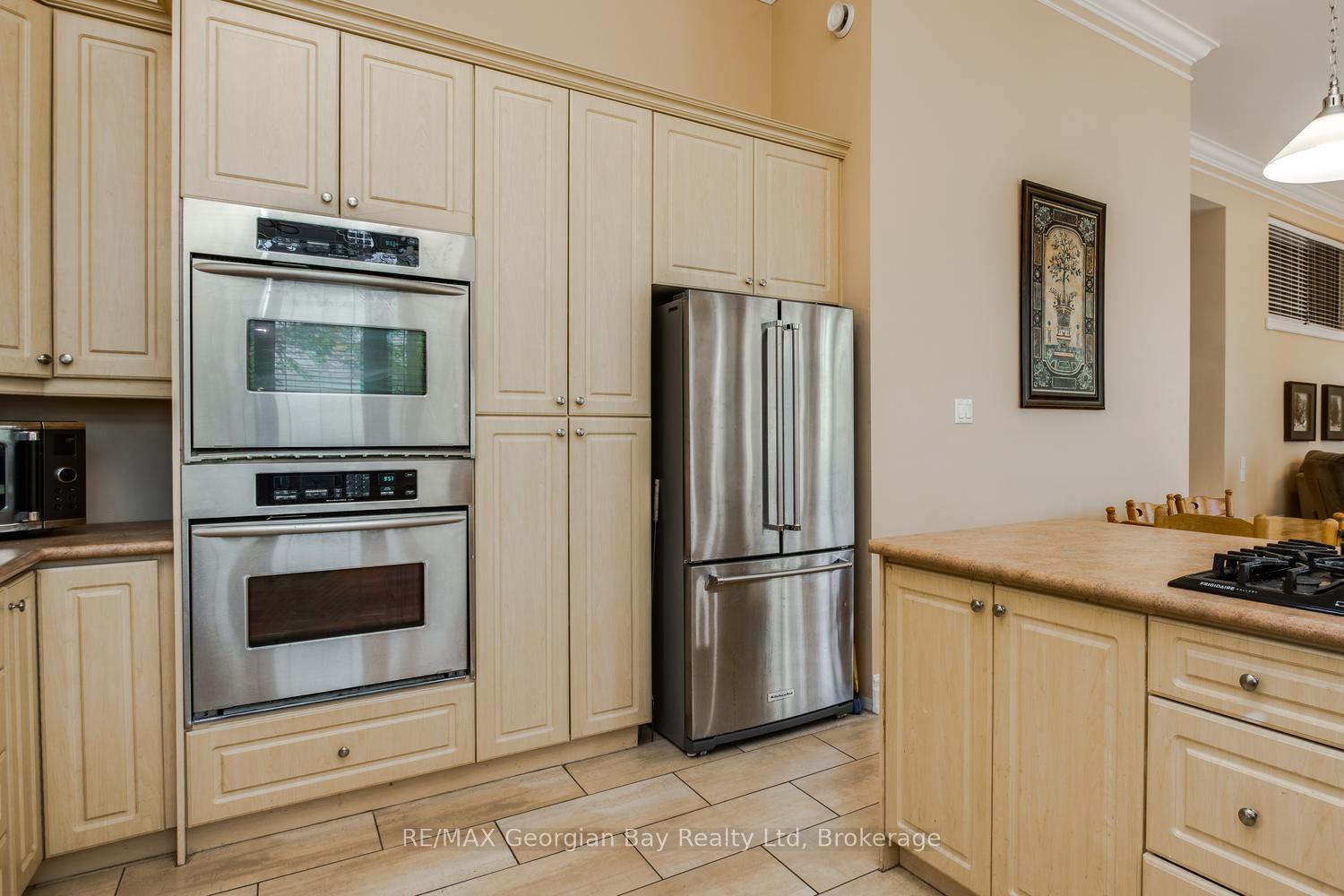 Photo 15 of 1107 Tiny Beaches Road S, Tiny, Rural Tiny — HOMEH