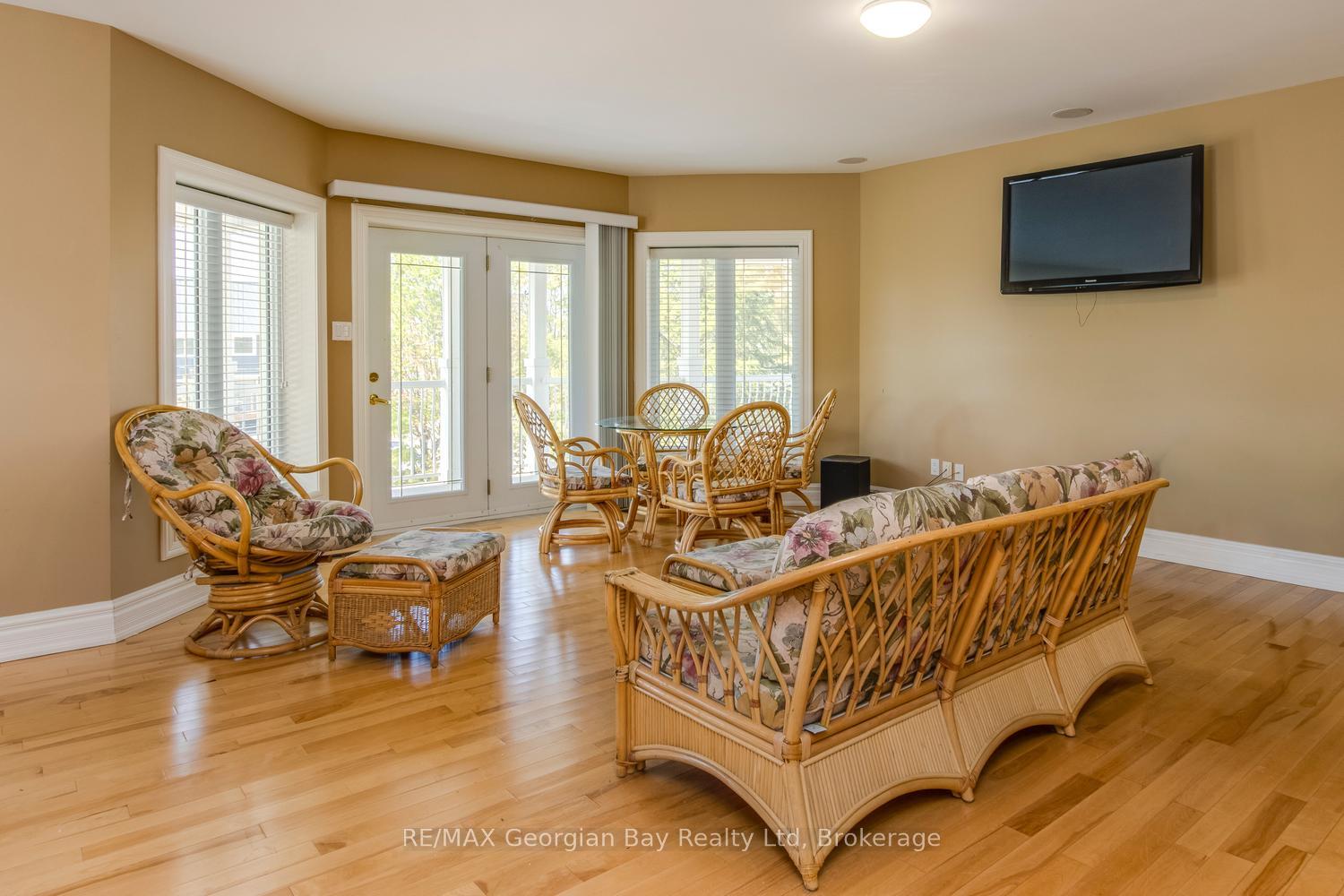 Photo 24 of 1107 Tiny Beaches Road S, Tiny, Rural Tiny — HOMEH
