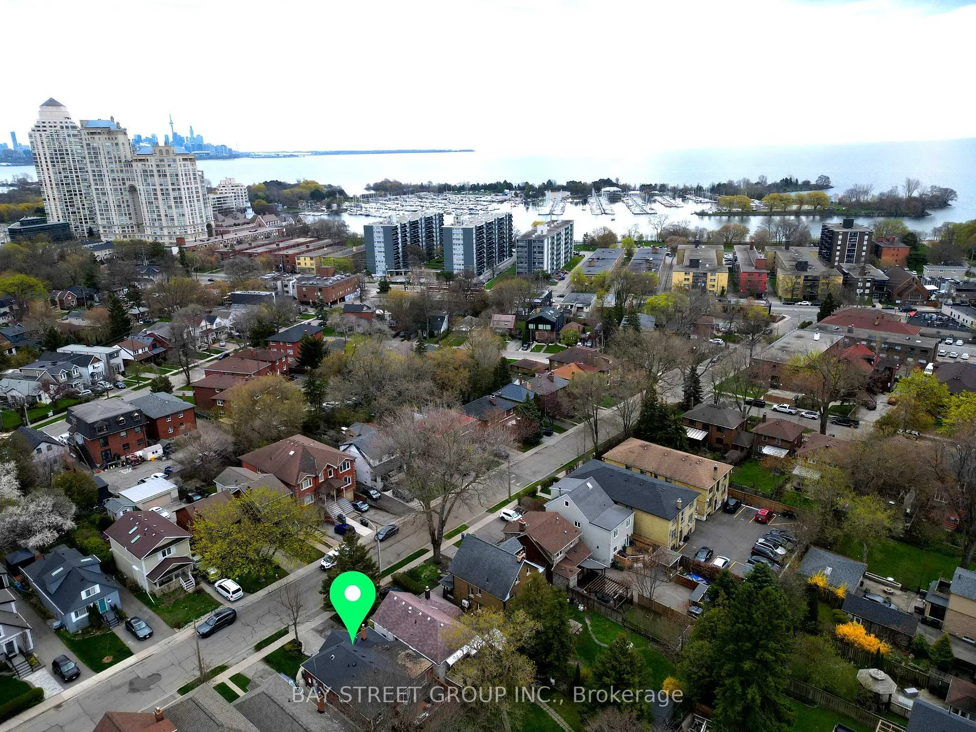Photo 4 of 58 Albert Avenue, Etobicoke, Mimico — HOMEH