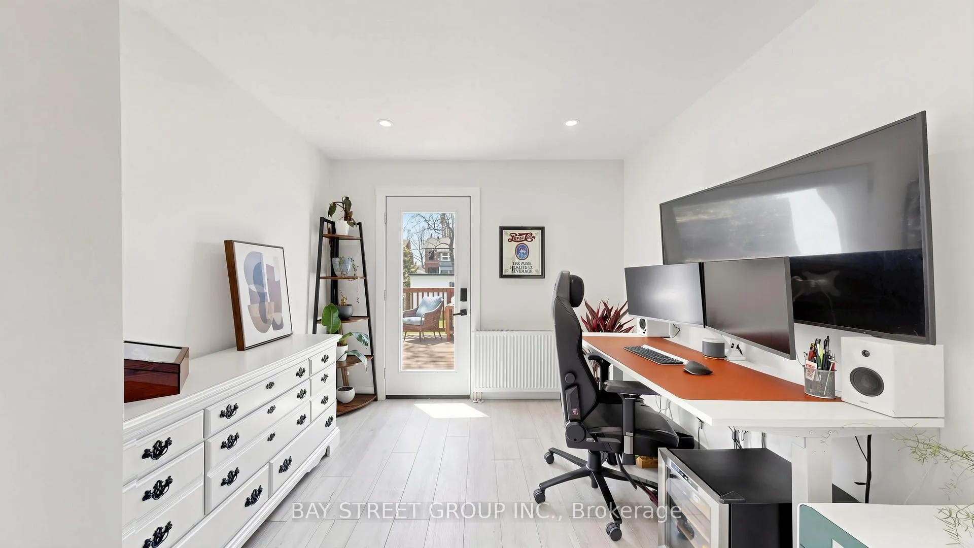 Photo 18 of 58 Albert Avenue, Etobicoke, Mimico — HOMEH