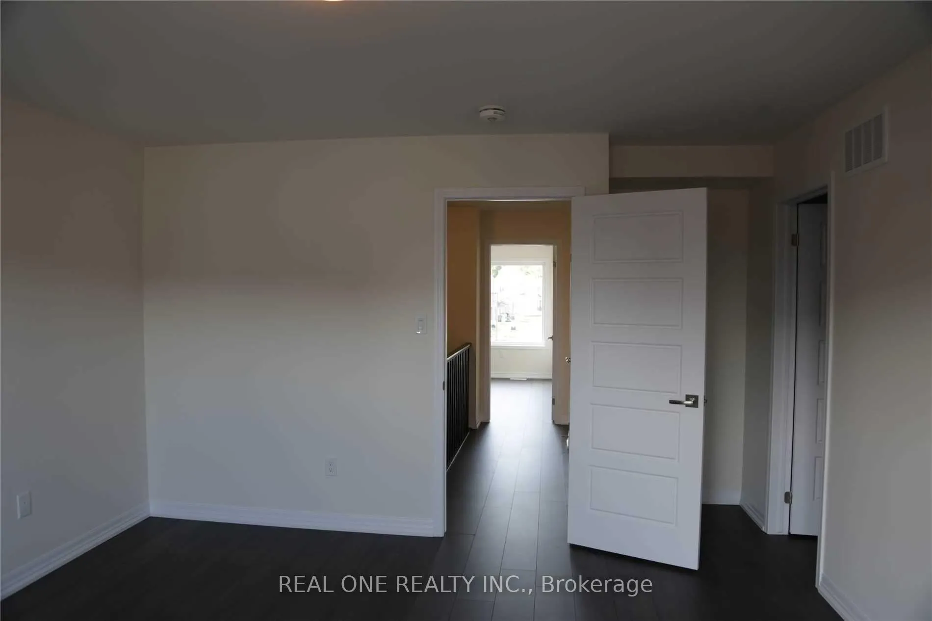 Photo 15 of 222 Harold Dent Trail, Oakville, Glenorchy — HOMEH