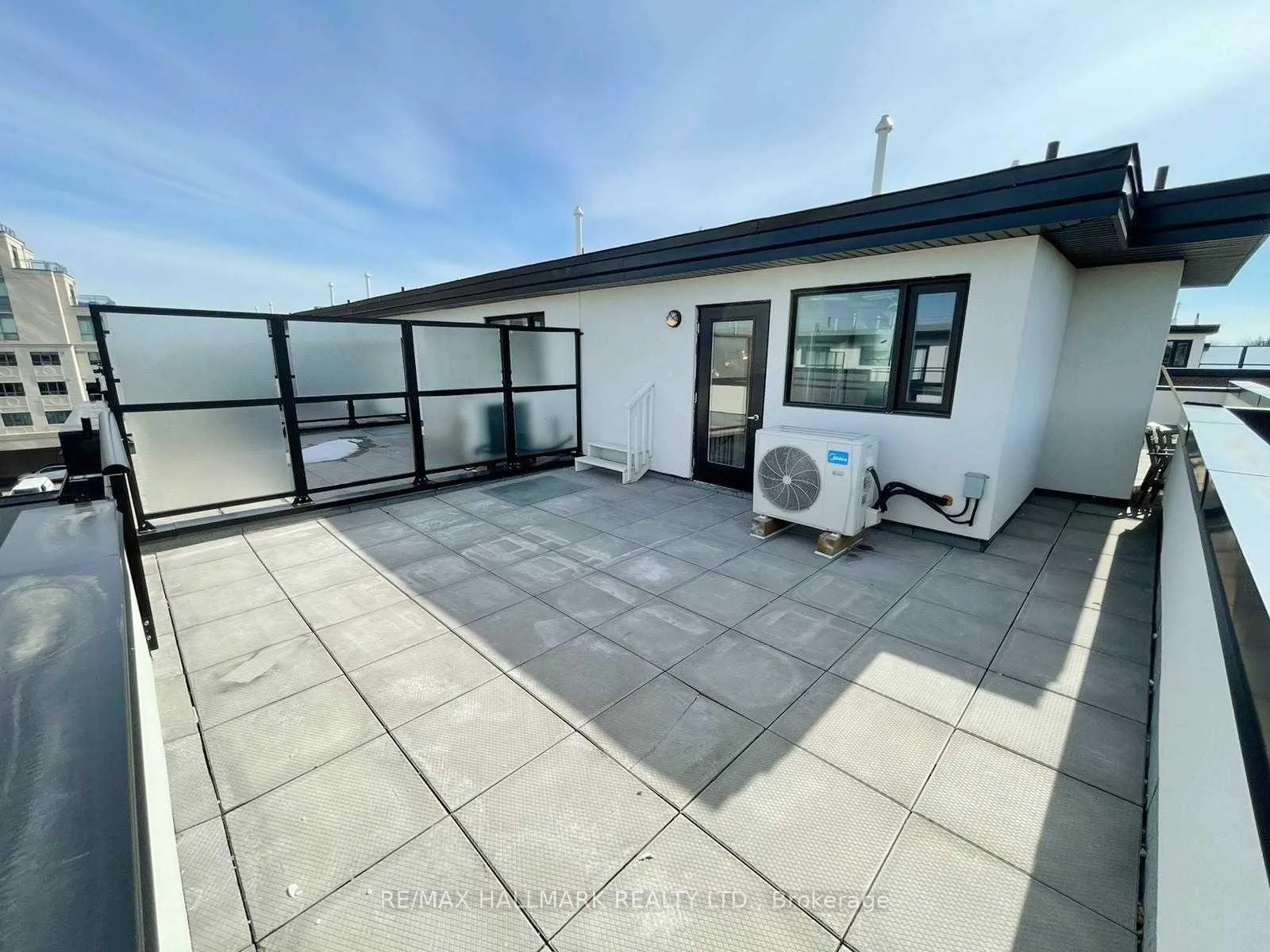 Photo 13 of Unit D103, 5289 Highway 7 Road, Vaughan, Vaughan Grove — HOMEH