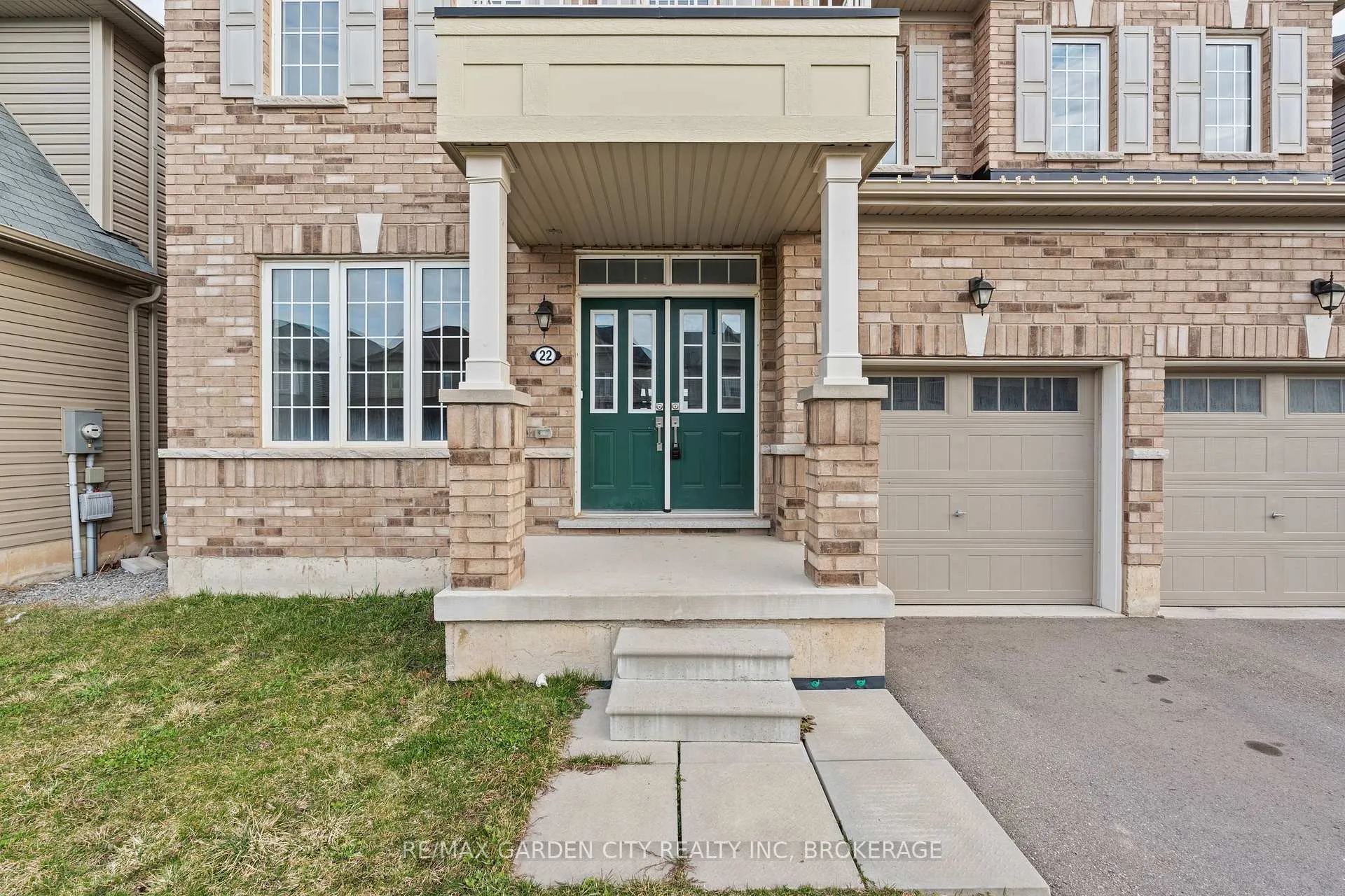 Photo 5 of 22 Esther Crescent, Thorold, Hurricane/Merrittville — HOMEH