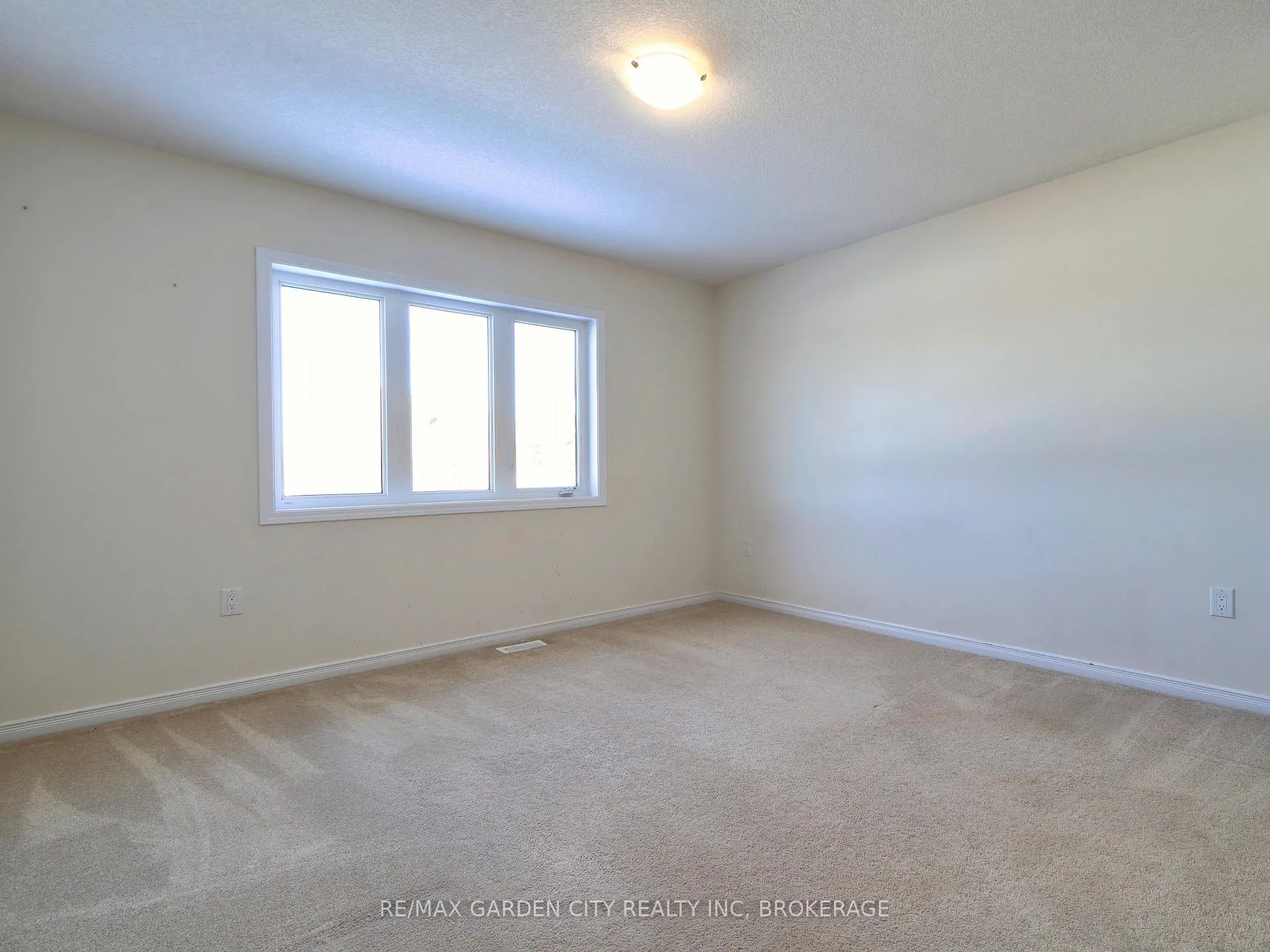 Photo 22 of 22 Esther Crescent, Thorold, Hurricane/Merrittville — HOMEH