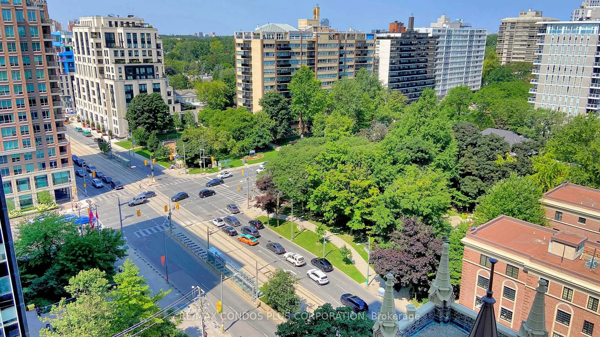 Photo 11 of Unit 1406, 99 Foxbar Road, Toronto, Yonge-St. Clair — HOMEH