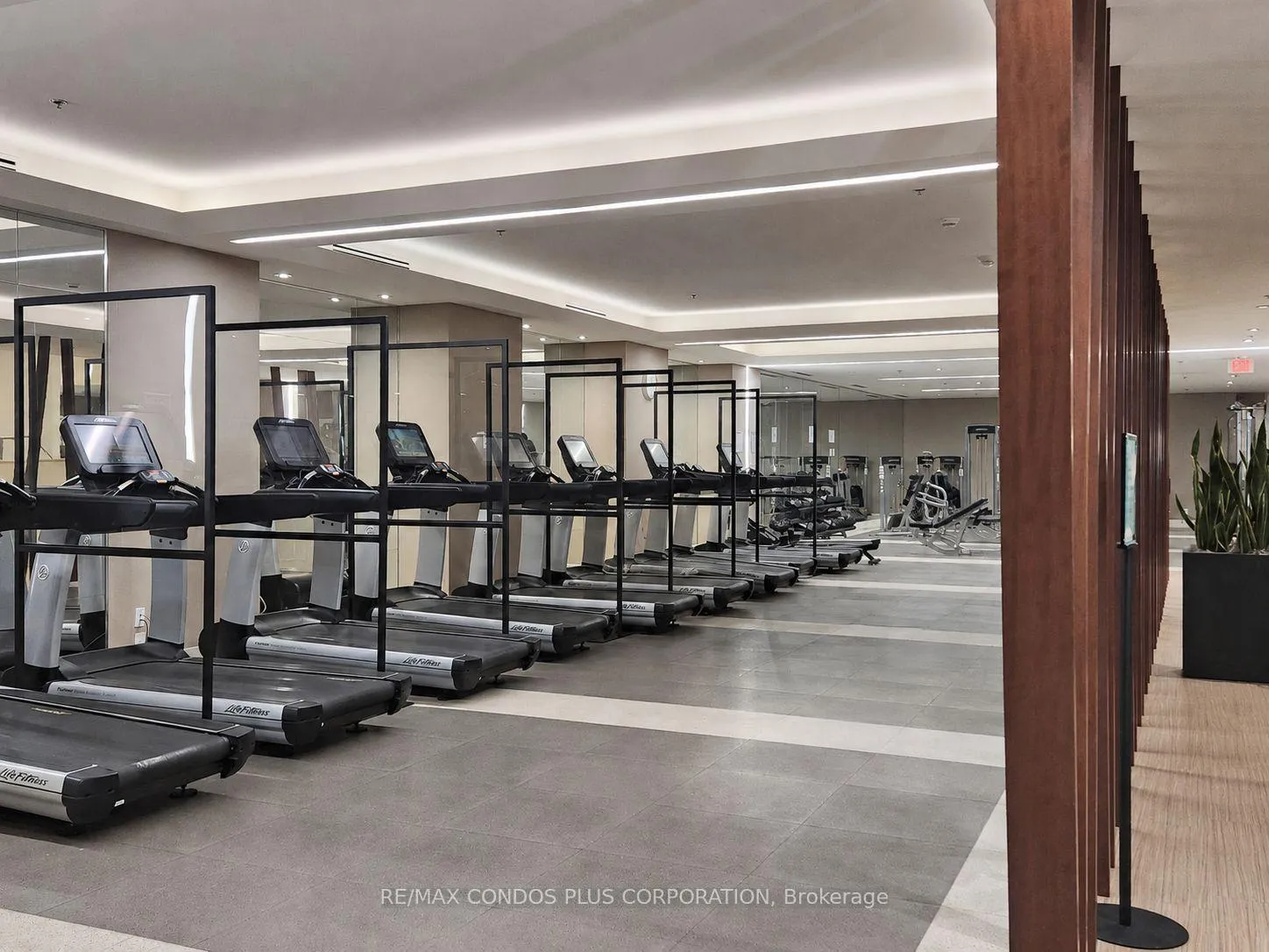 Photo 13 of Unit 1406, 99 Foxbar Road, Toronto, Yonge-St. Clair — HOMEH