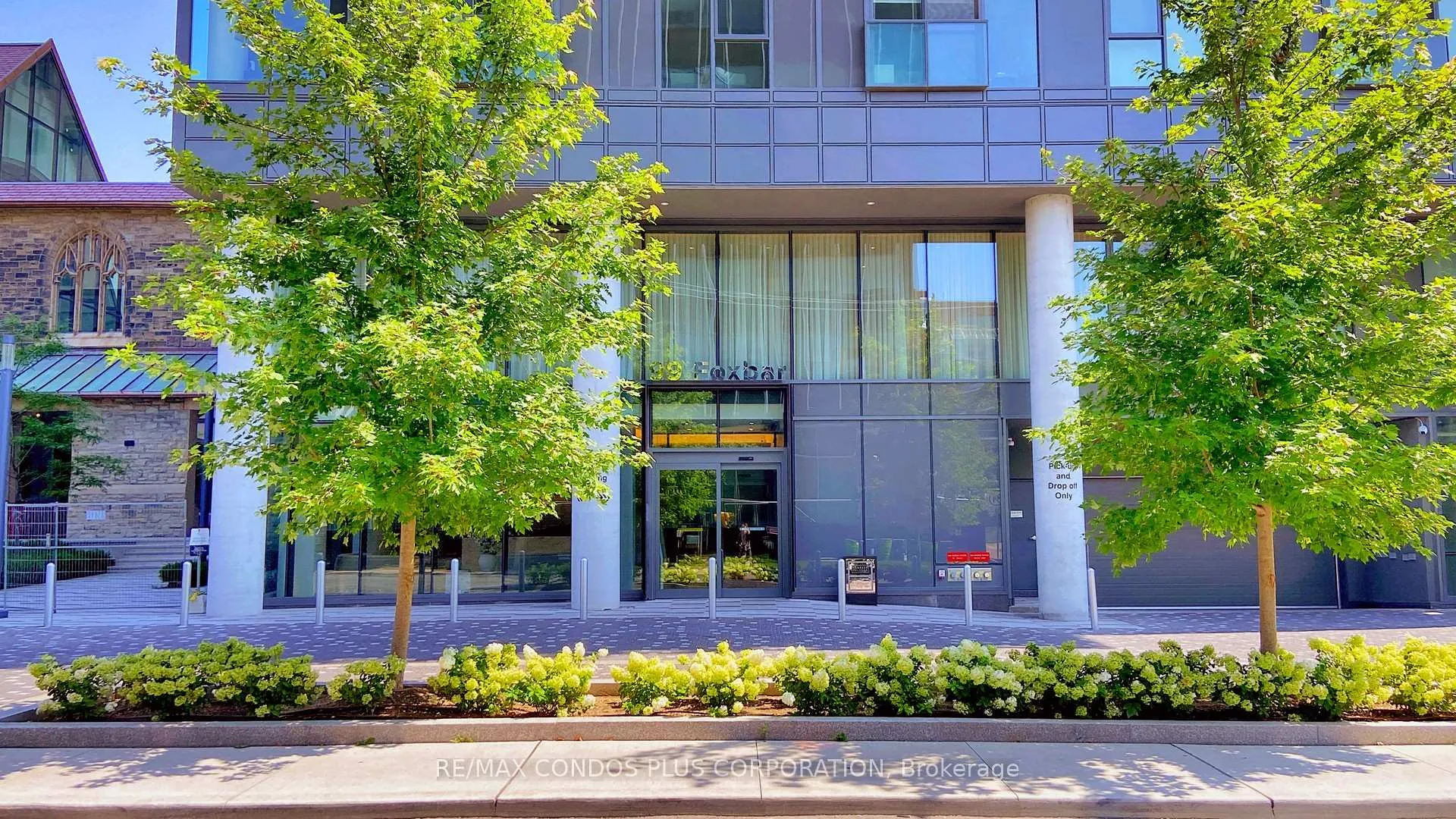 Photo 15 of Unit 1406, 99 Foxbar Road, Toronto, Yonge-St. Clair — HOMEH