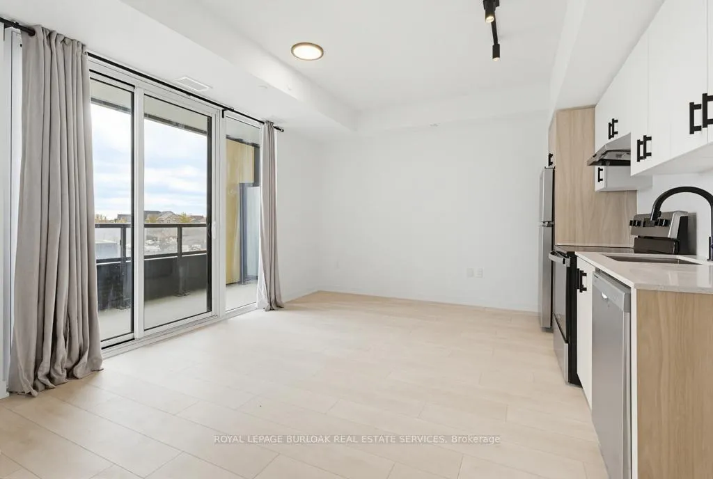 Photo 6 of Unit 208, 4878 Powers Common, Burlington, Alton — HOMEH