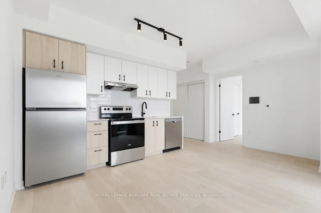 Photo 9 of Unit 208, 4878 Powers Common, Burlington, Alton — HOMEH