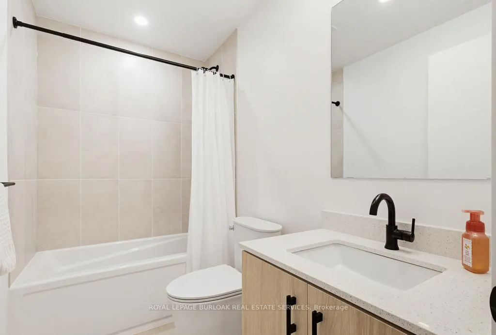 Photo 15 of Unit 208, 4878 Powers Common, Burlington, Alton — HOMEH