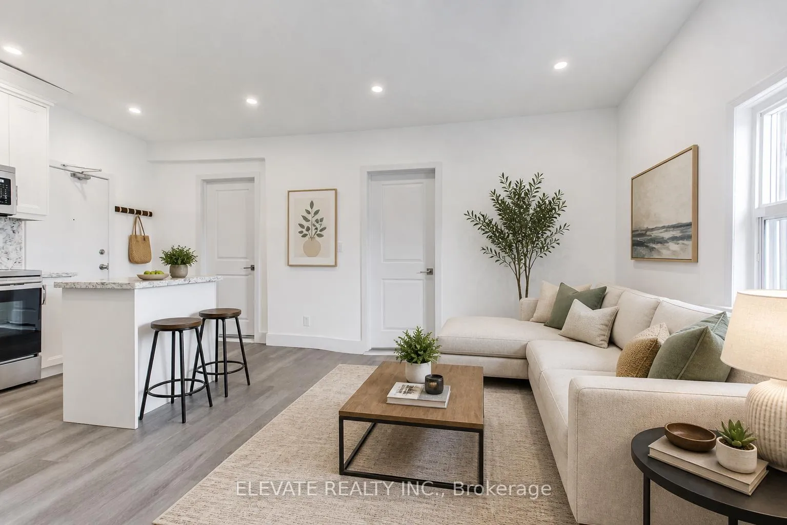 Photo 4 of Unit 2, 228 Oakwood Avenue, Toronto, Oakwood Village — HOMEH