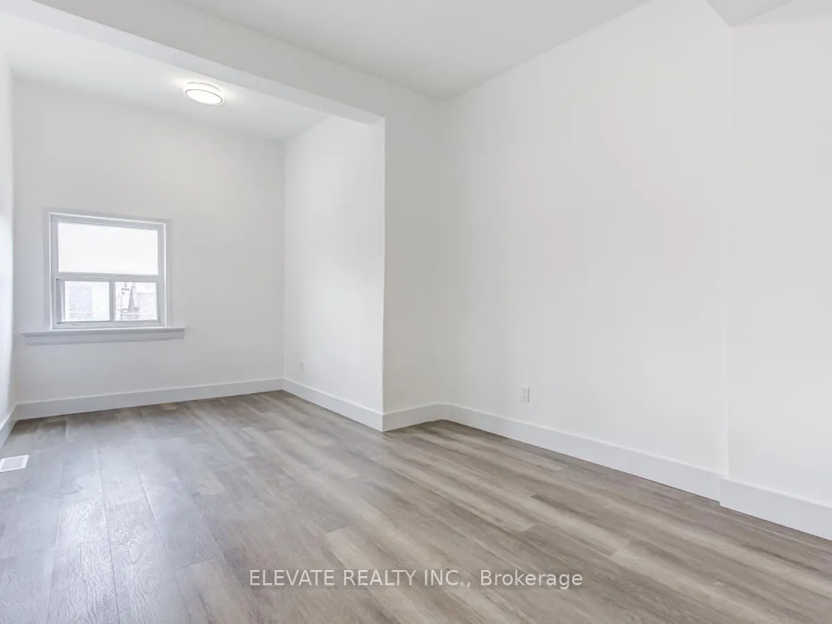 Photo 7 of Unit 2, 228 Oakwood Avenue, Toronto, Oakwood Village — HOMEH