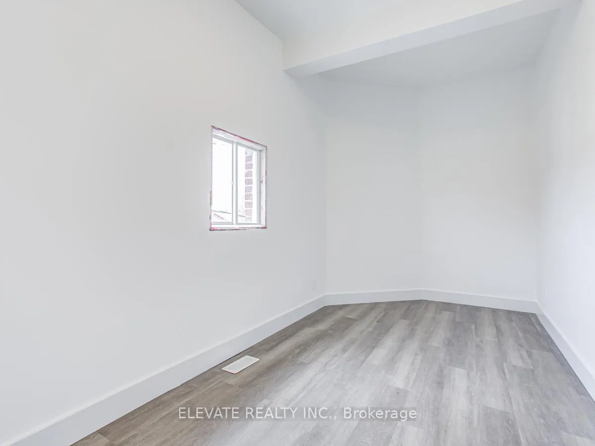 Photo 8 of Unit 2, 228 Oakwood Avenue, Toronto, Oakwood Village — HOMEH