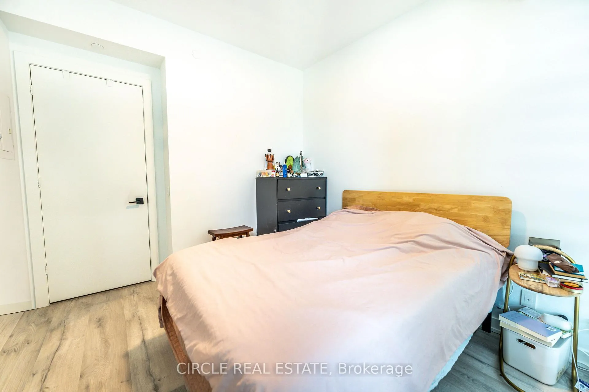Photo 11 of Unit 2705, 327 King Street W, Toronto, Waterfront Communities — HOMEH