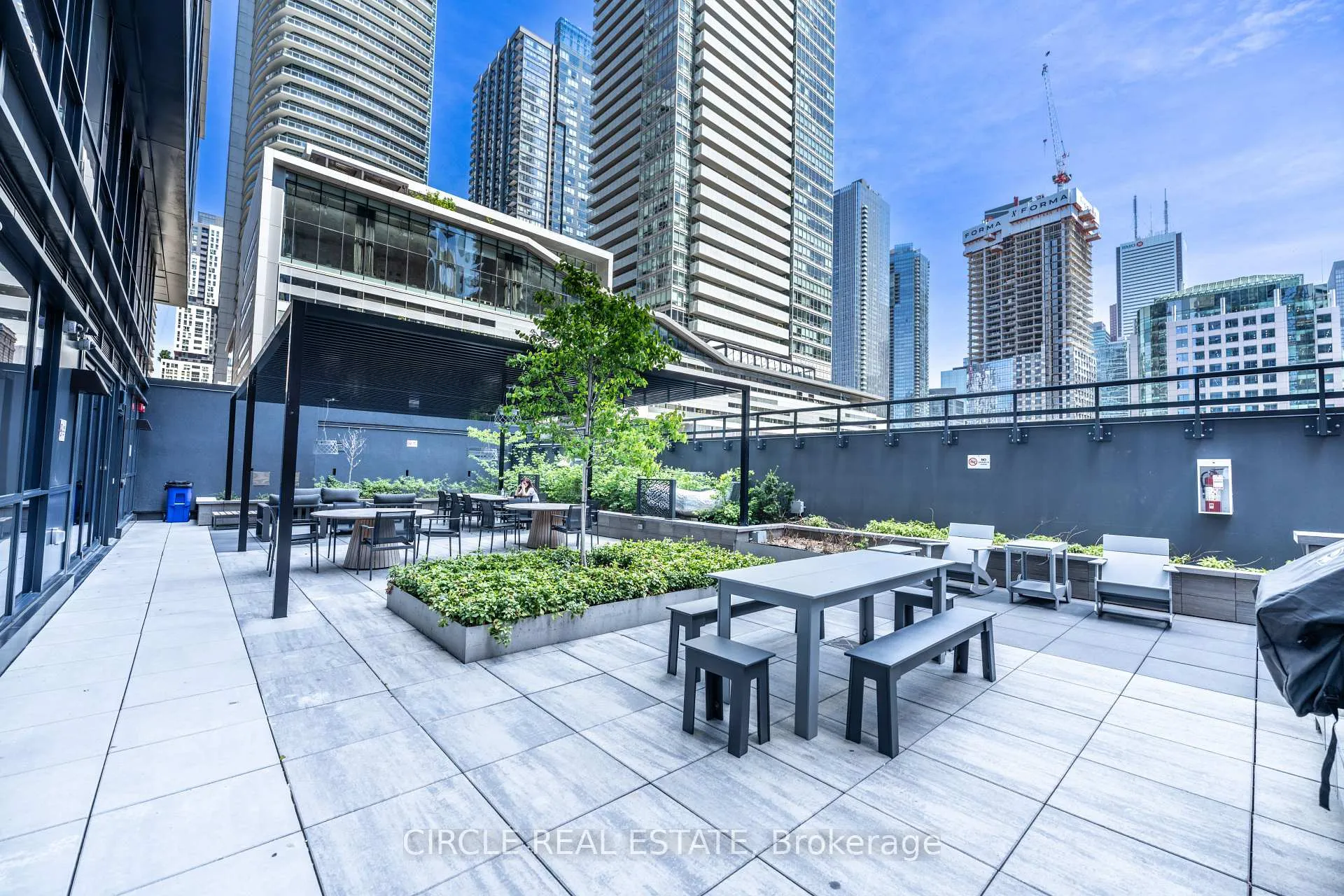 Photo 35 of Unit 2705, 327 King Street W, Toronto, Waterfront Communities — HOMEH