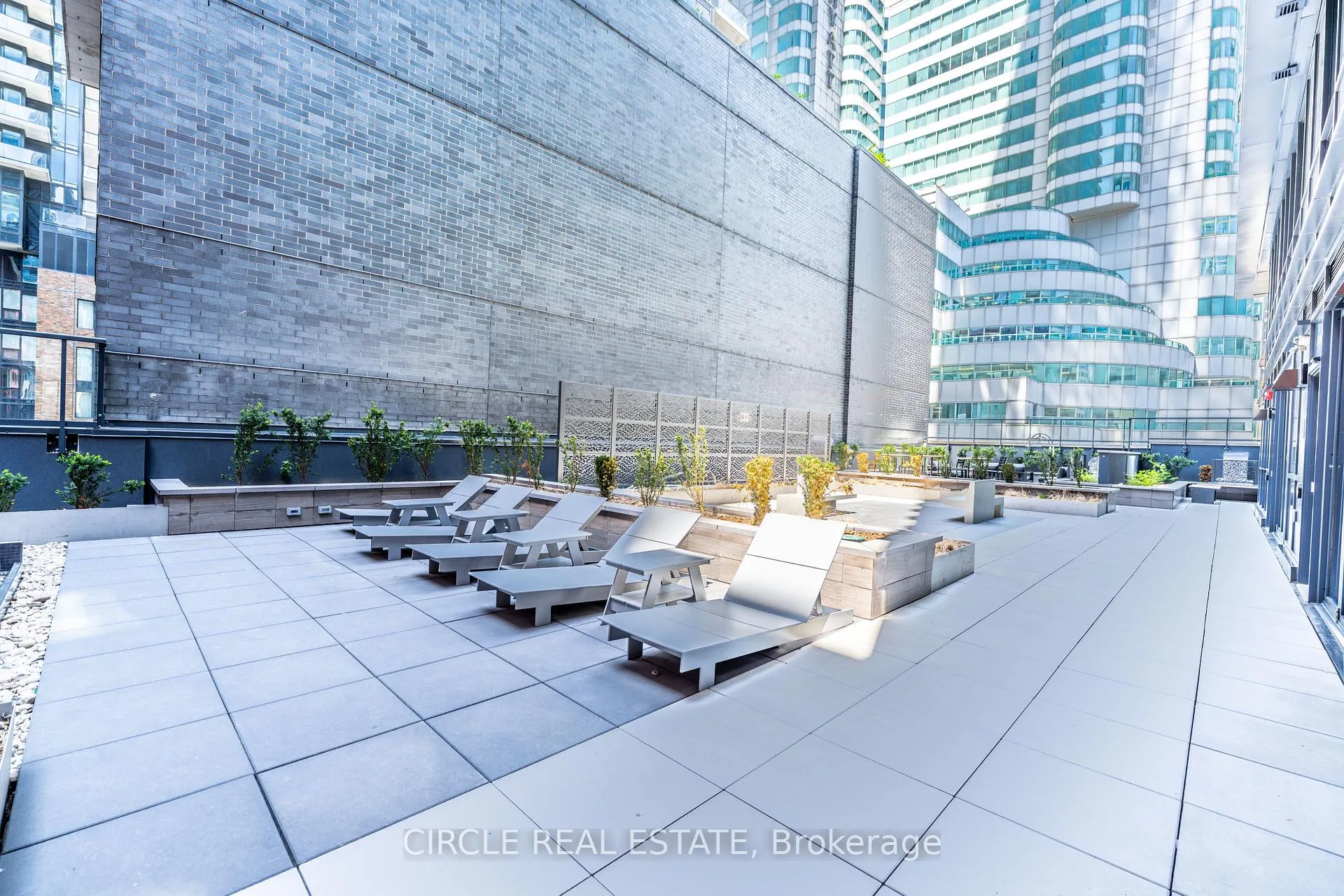 Photo 39 of Unit 2705, 327 King Street W, Toronto, Waterfront Communities — HOMEH
