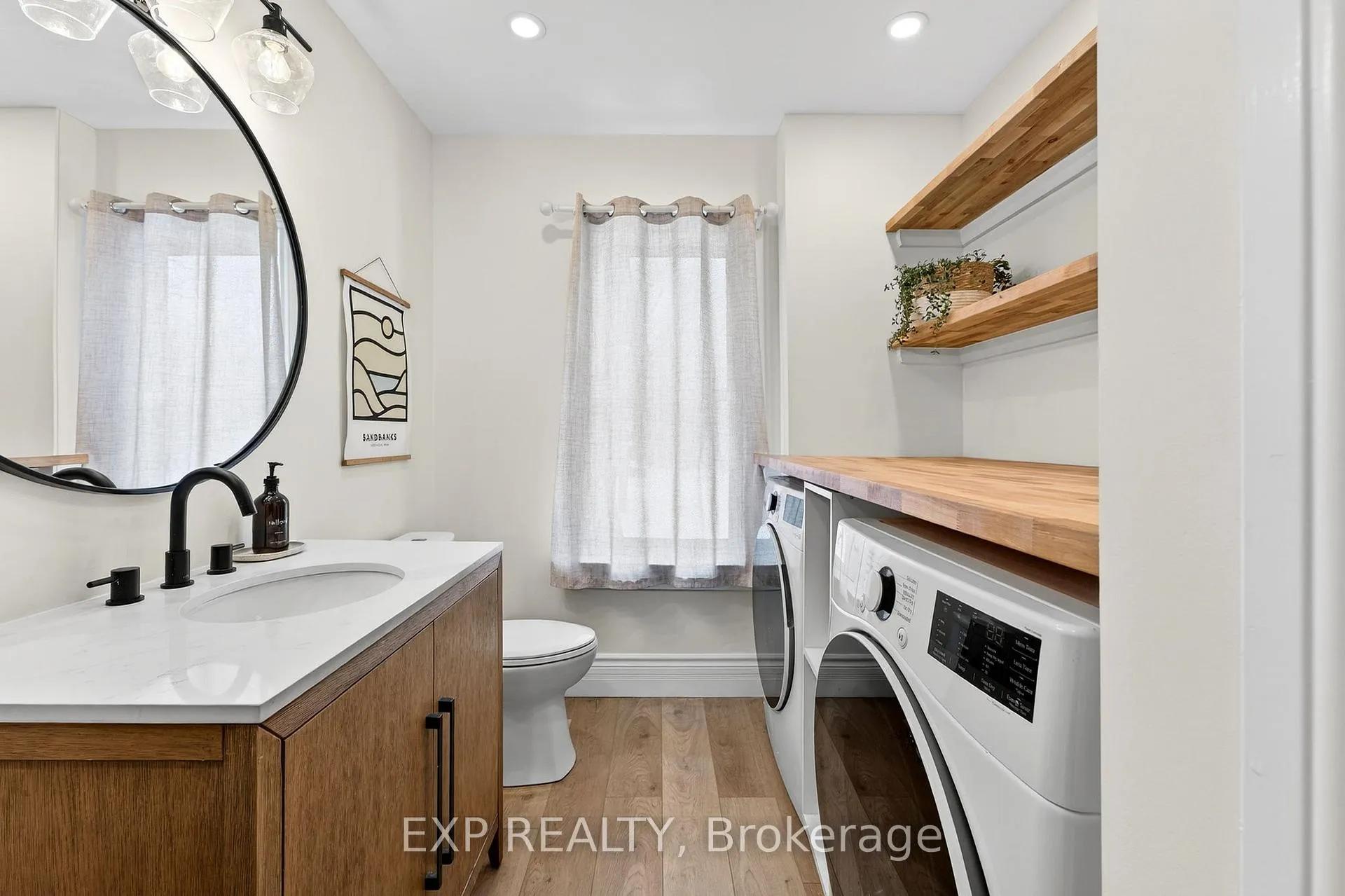 Photo 39 of 16 Barker Street, Prince Edward County, Picton Ward — HOMEH