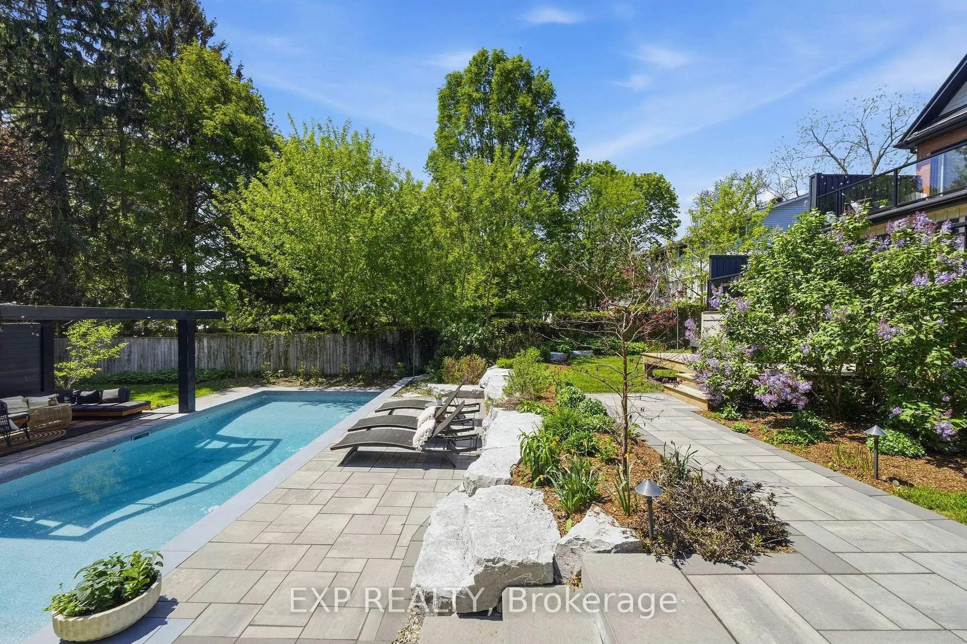 Photo 13 of 16 Barker Street, Prince Edward County, Picton Ward — HOMEH