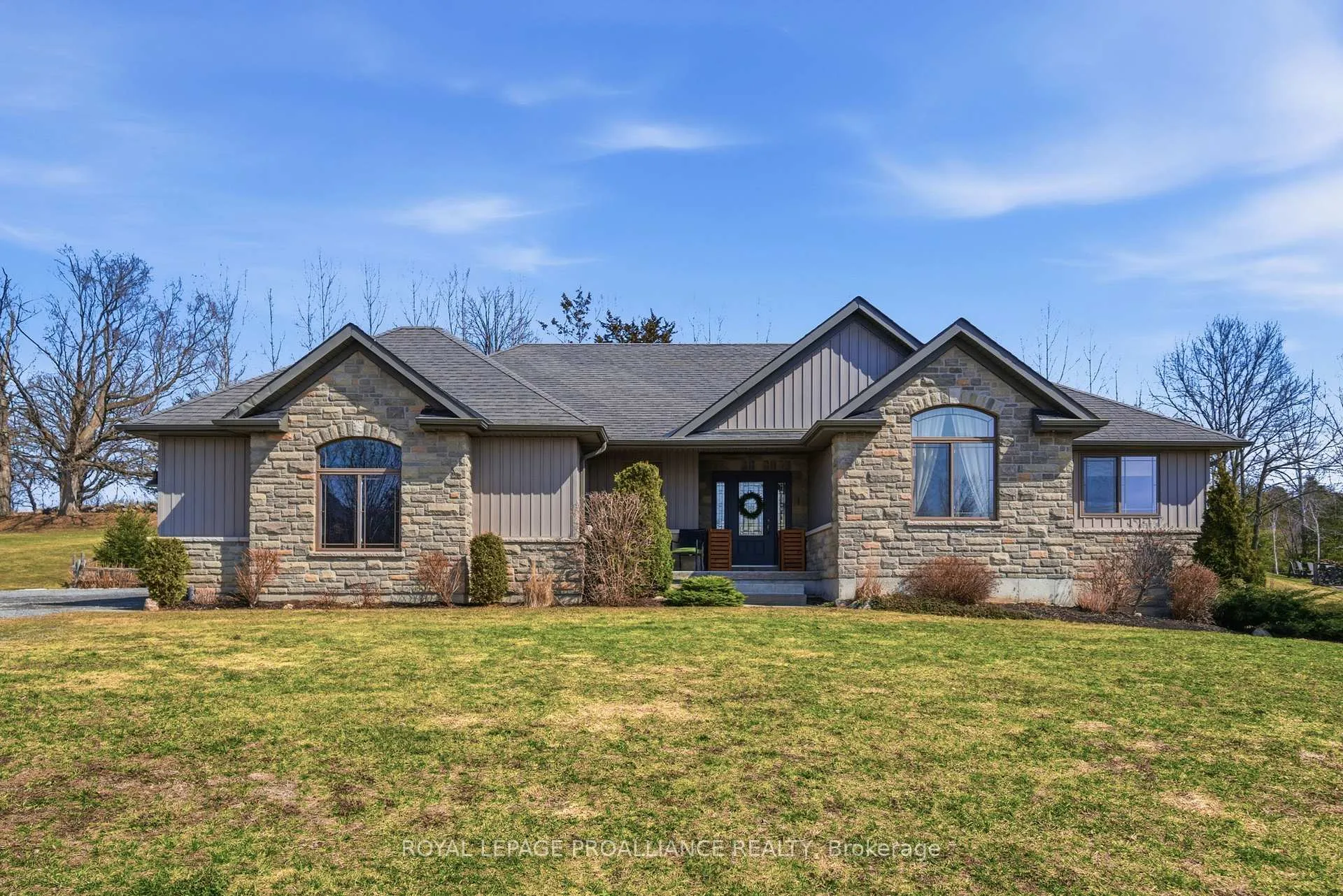 Photo 1 of 42 Windwhisper Drive, Belleville, Thurlow Ward — HOMEH