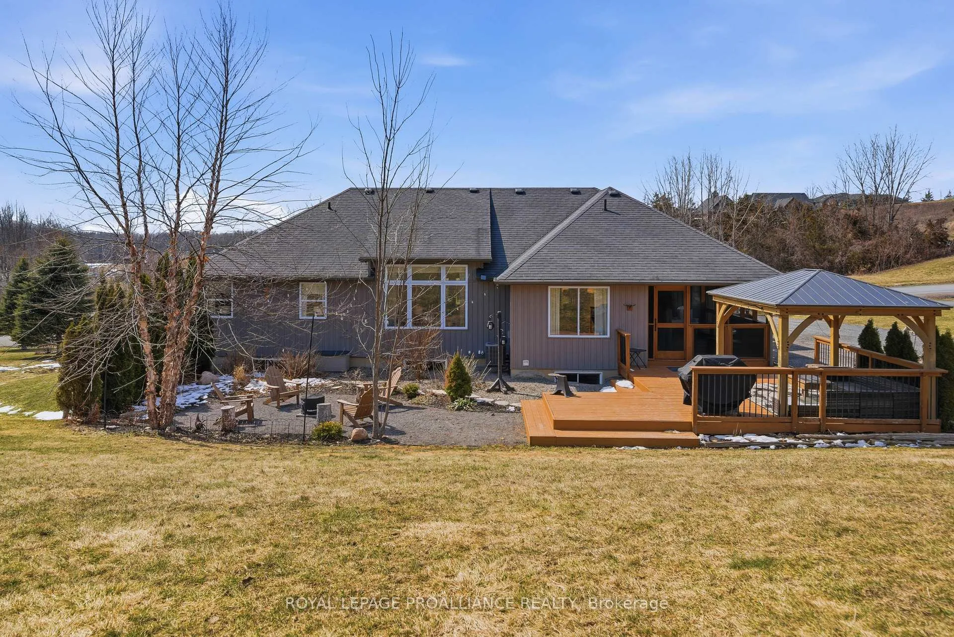 Photo 3 of 42 Windwhisper Drive, Belleville, Thurlow Ward — HOMEH