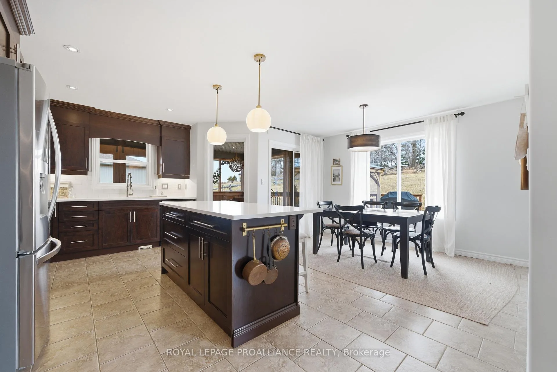 Photo 11 of 42 Windwhisper Drive, Belleville, Thurlow Ward — HOMEH