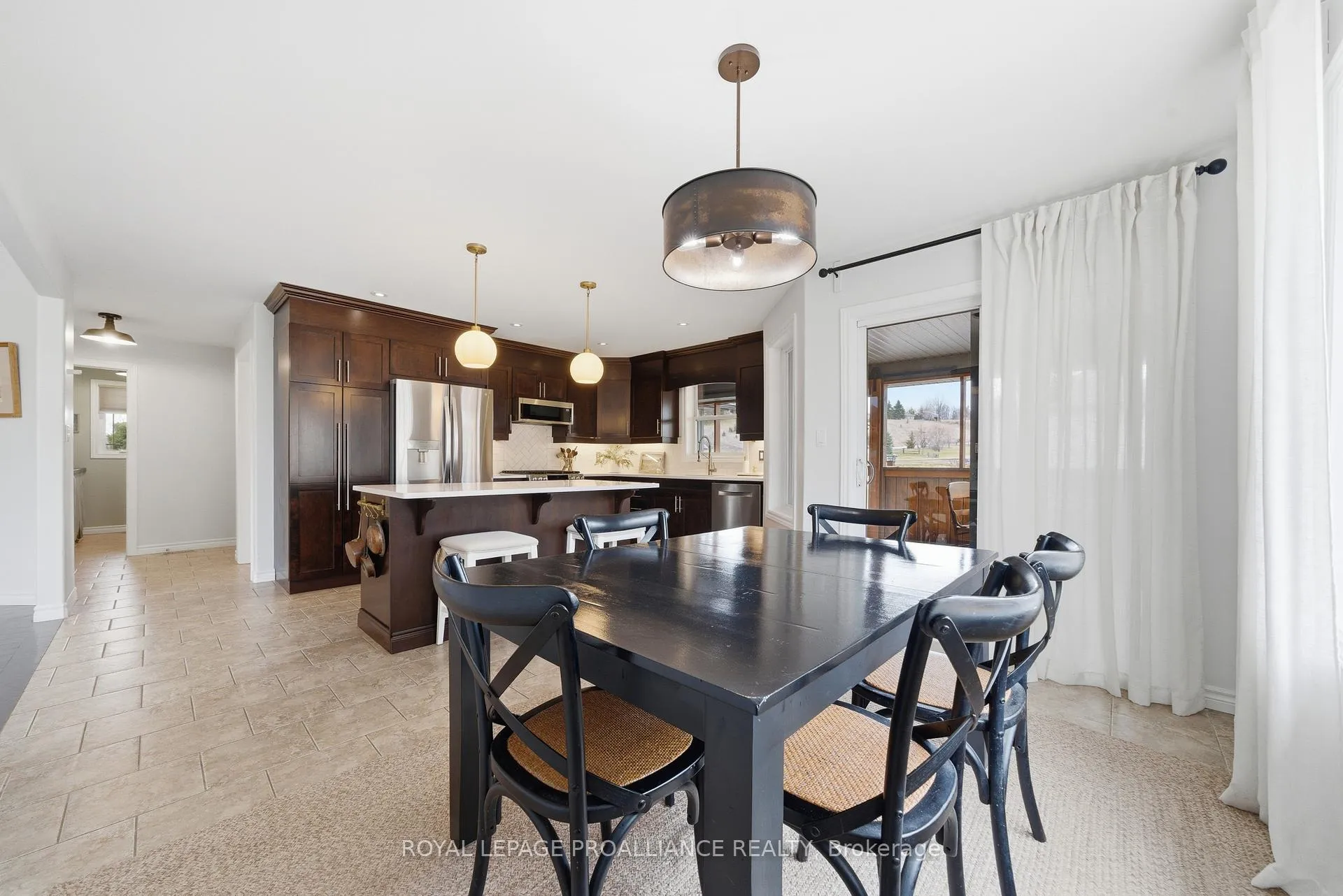 Photo 18 of 42 Windwhisper Drive, Belleville, Thurlow Ward — HOMEH
