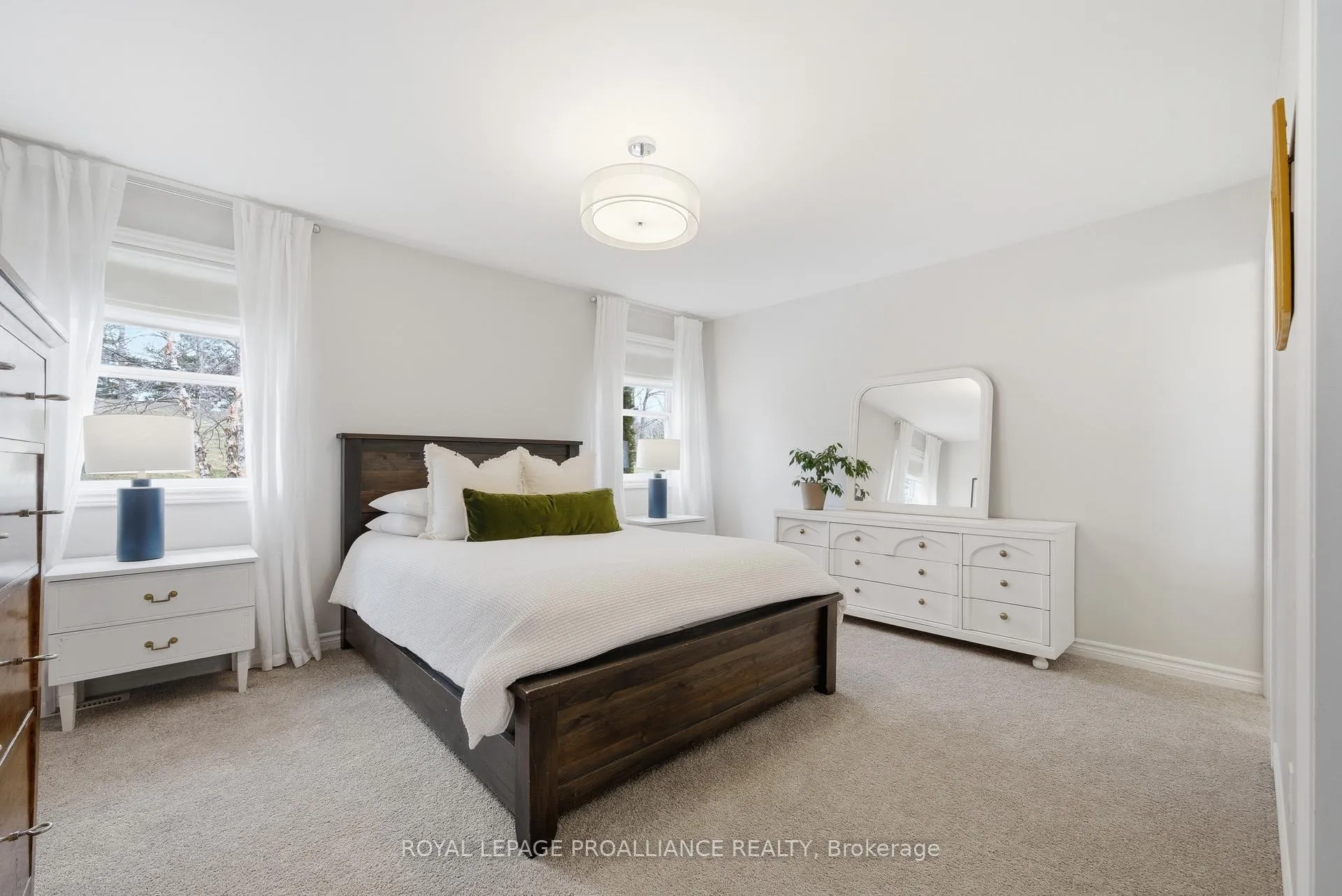 Photo 19 of 42 Windwhisper Drive, Belleville, Thurlow Ward — HOMEH
