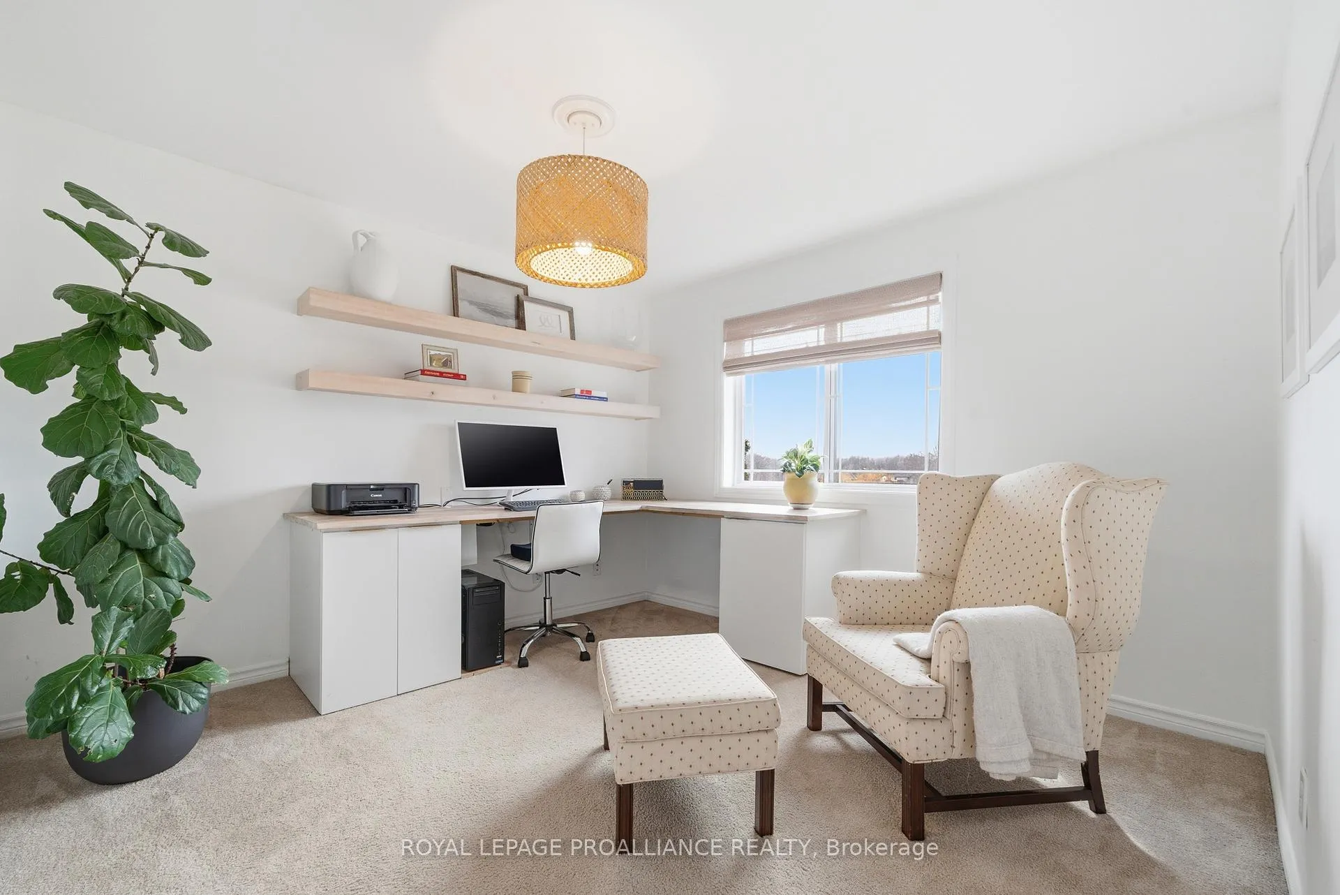 Photo 25 of 42 Windwhisper Drive, Belleville, Thurlow Ward — HOMEH
