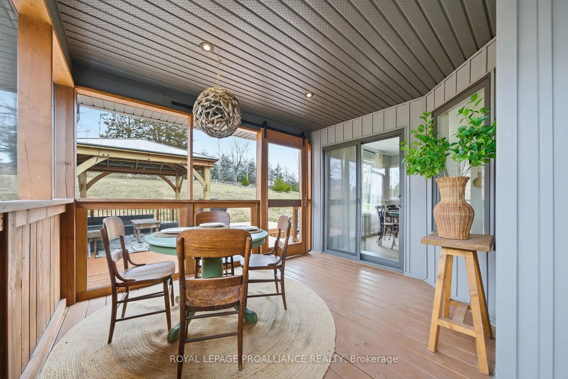 Photo 39 of 42 Windwhisper Drive, Belleville, Thurlow Ward — HOMEH