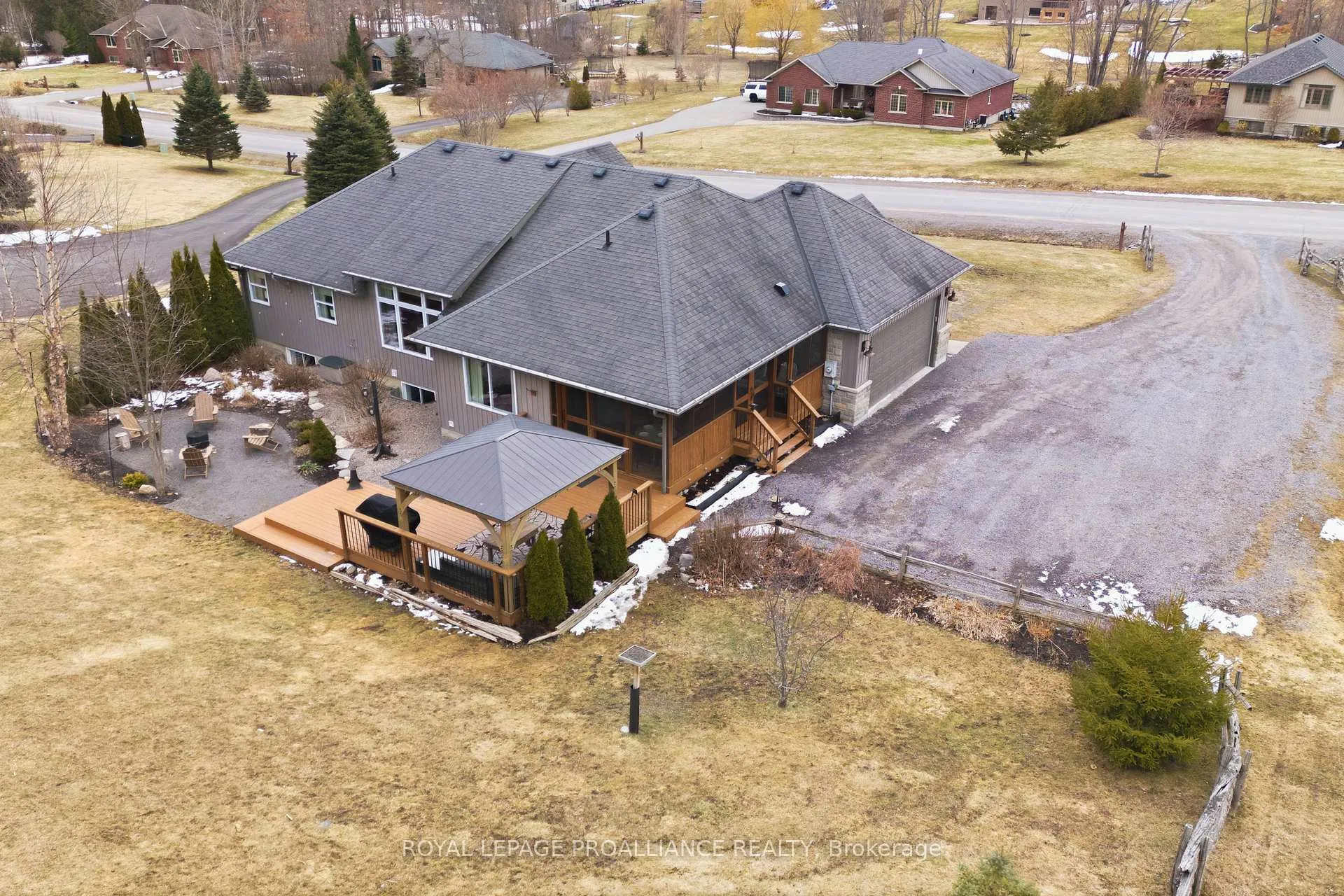 Photo 47 of 42 Windwhisper Drive, Belleville, Thurlow Ward — HOMEH