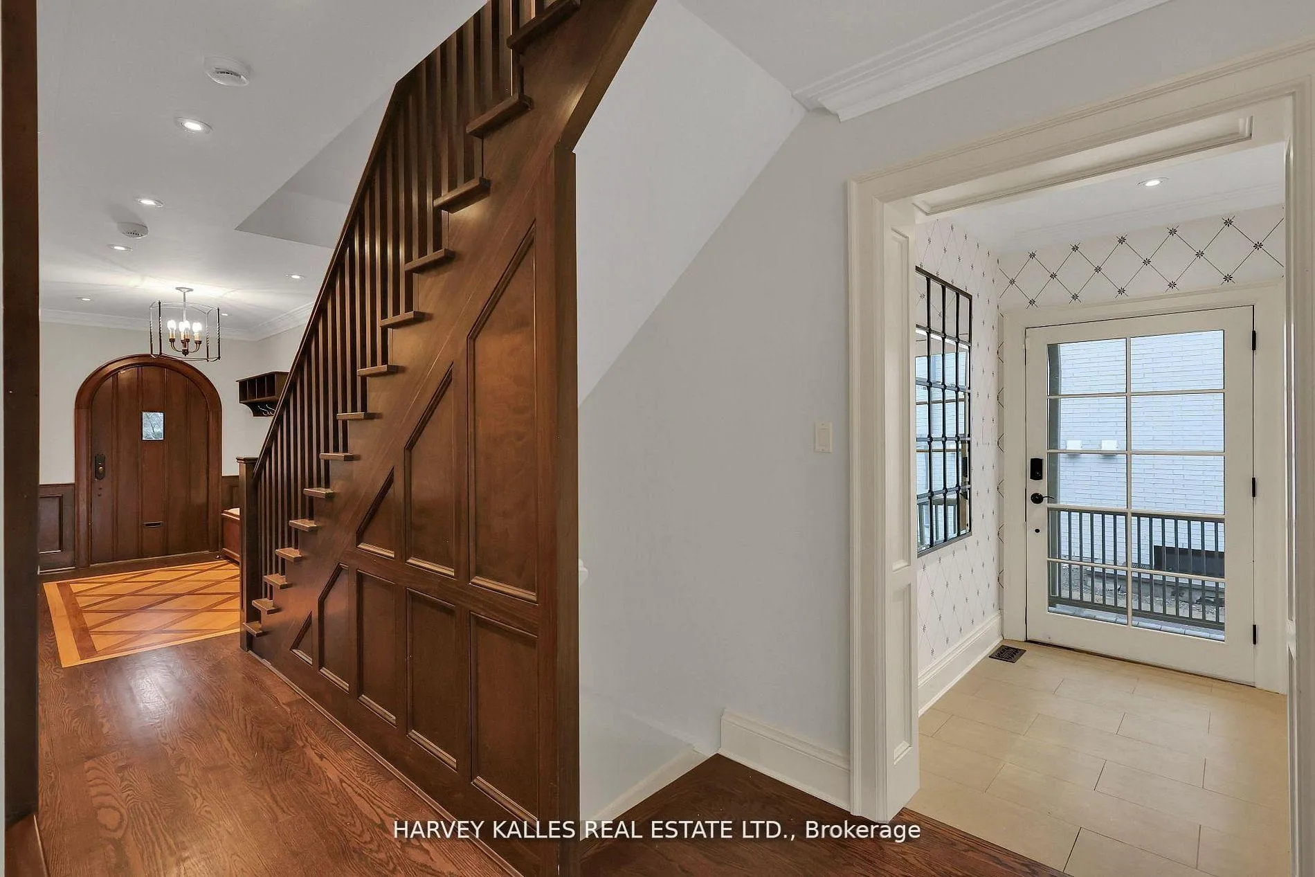 Photo 13 of 12 Killarney Road, Toronto, Forest Hill South — HOMEH