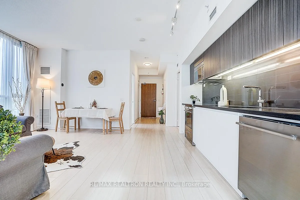 Photo 13 of Unit 2606, 85 Queens Wharf Road, Toronto, Waterfront Communities — HOMEH