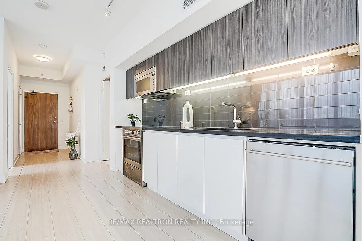 Photo 14 of Unit 2606, 85 Queens Wharf Road, Toronto, Waterfront Communities — HOMEH