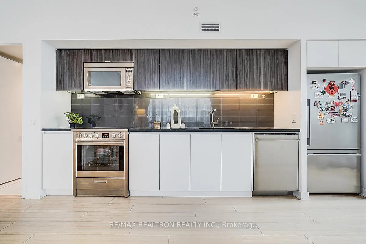 Photo 15 of Unit 2606, 85 Queens Wharf Road, Toronto, Waterfront Communities — HOMEH