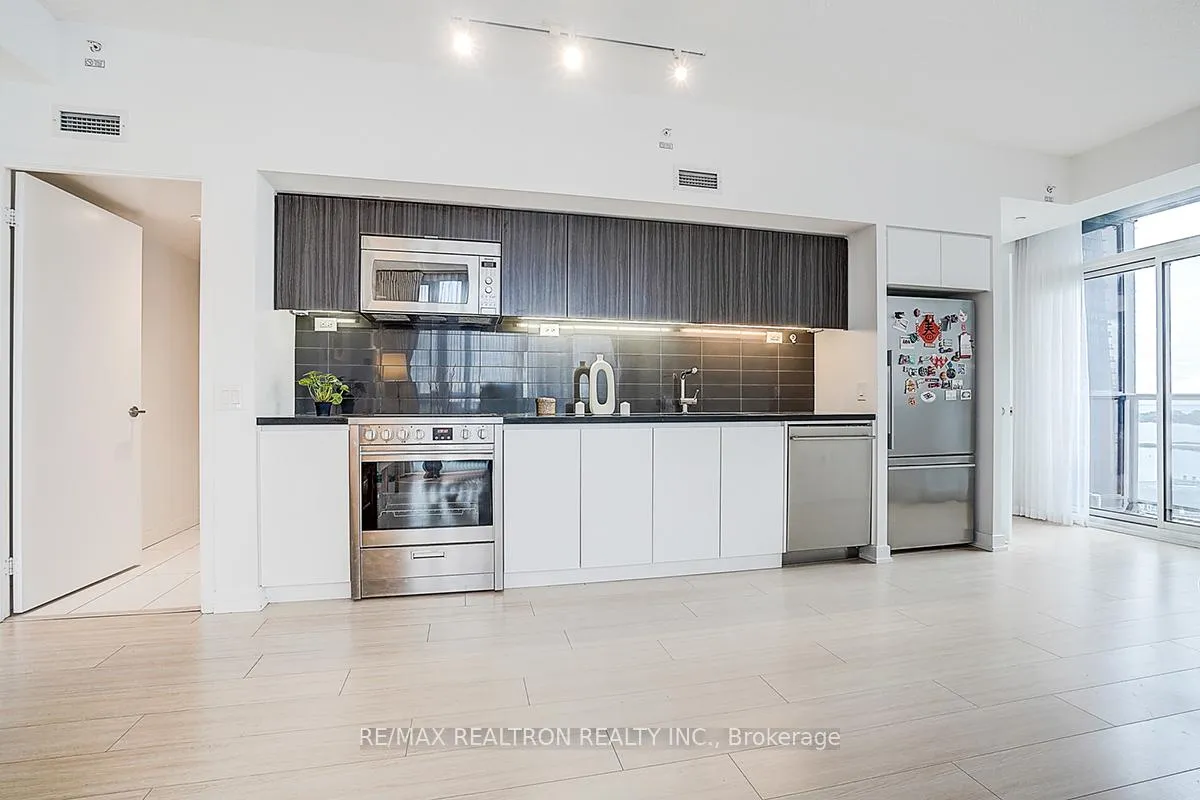 Photo 16 of Unit 2606, 85 Queens Wharf Road, Toronto, Waterfront Communities — HOMEH