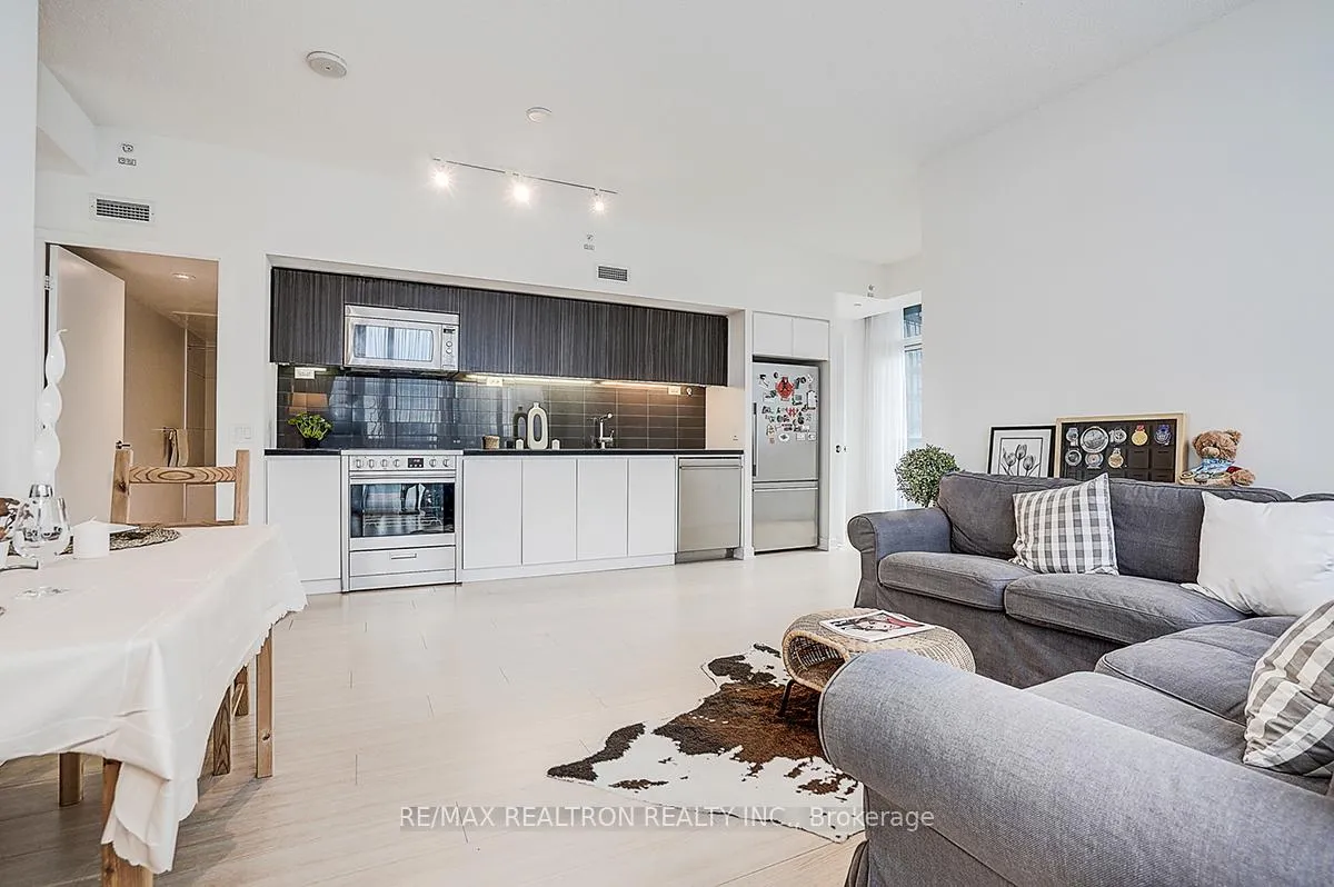 Photo 18 of Unit 2606, 85 Queens Wharf Road, Toronto, Waterfront Communities — HOMEH