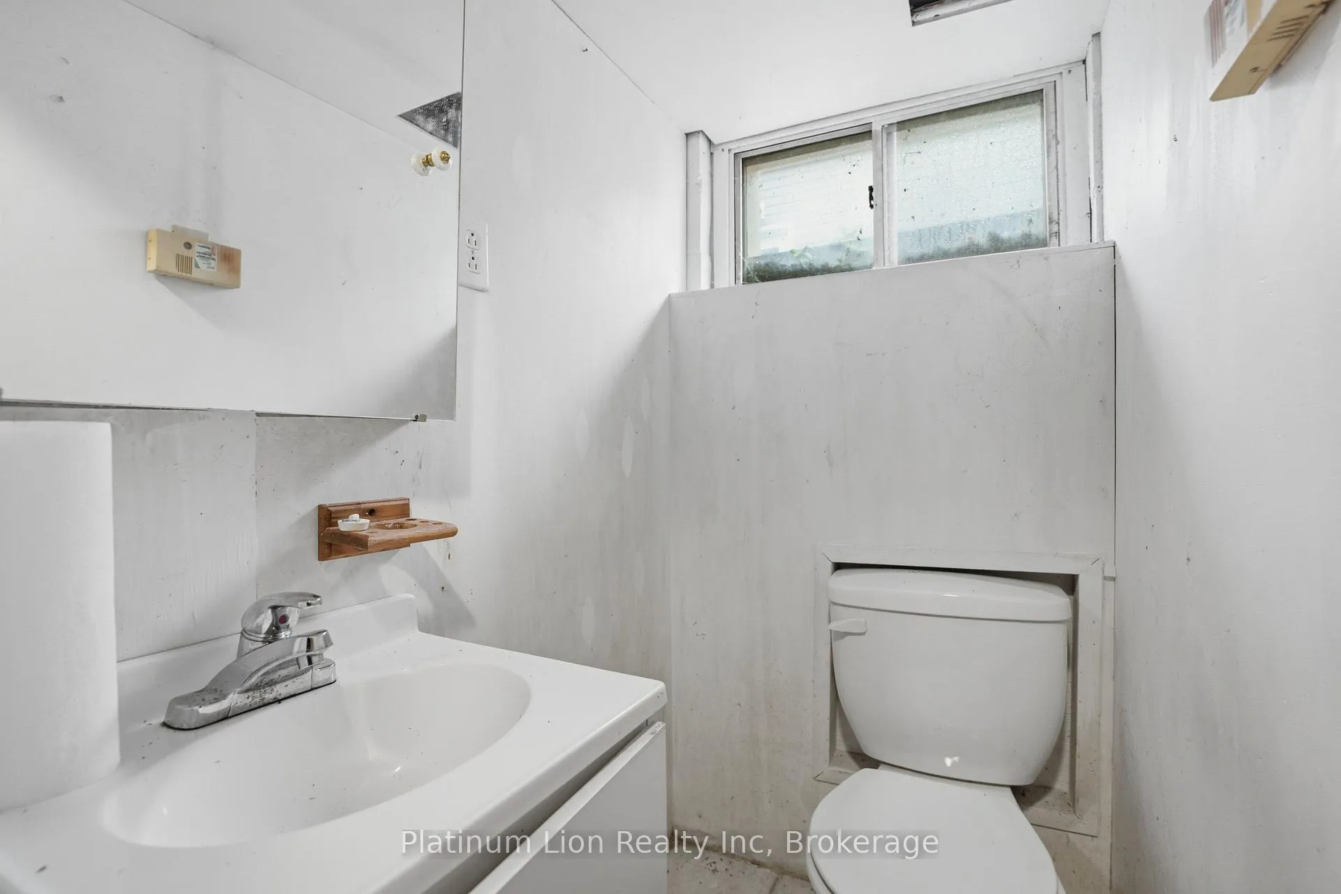 Photo 21 of 609 Guelph Street, Kitchener — HOMEH