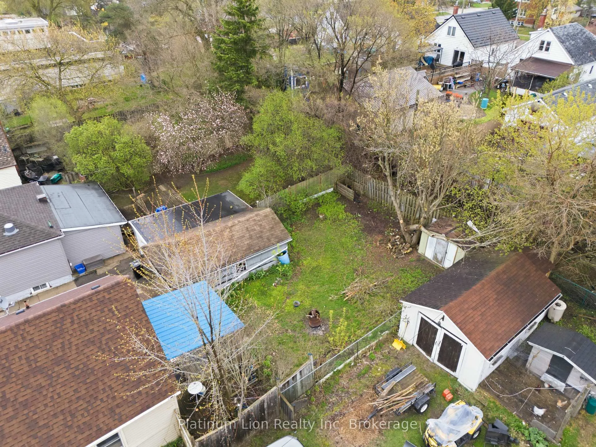 Photo 37 of 609 Guelph Street, Kitchener — HOMEH