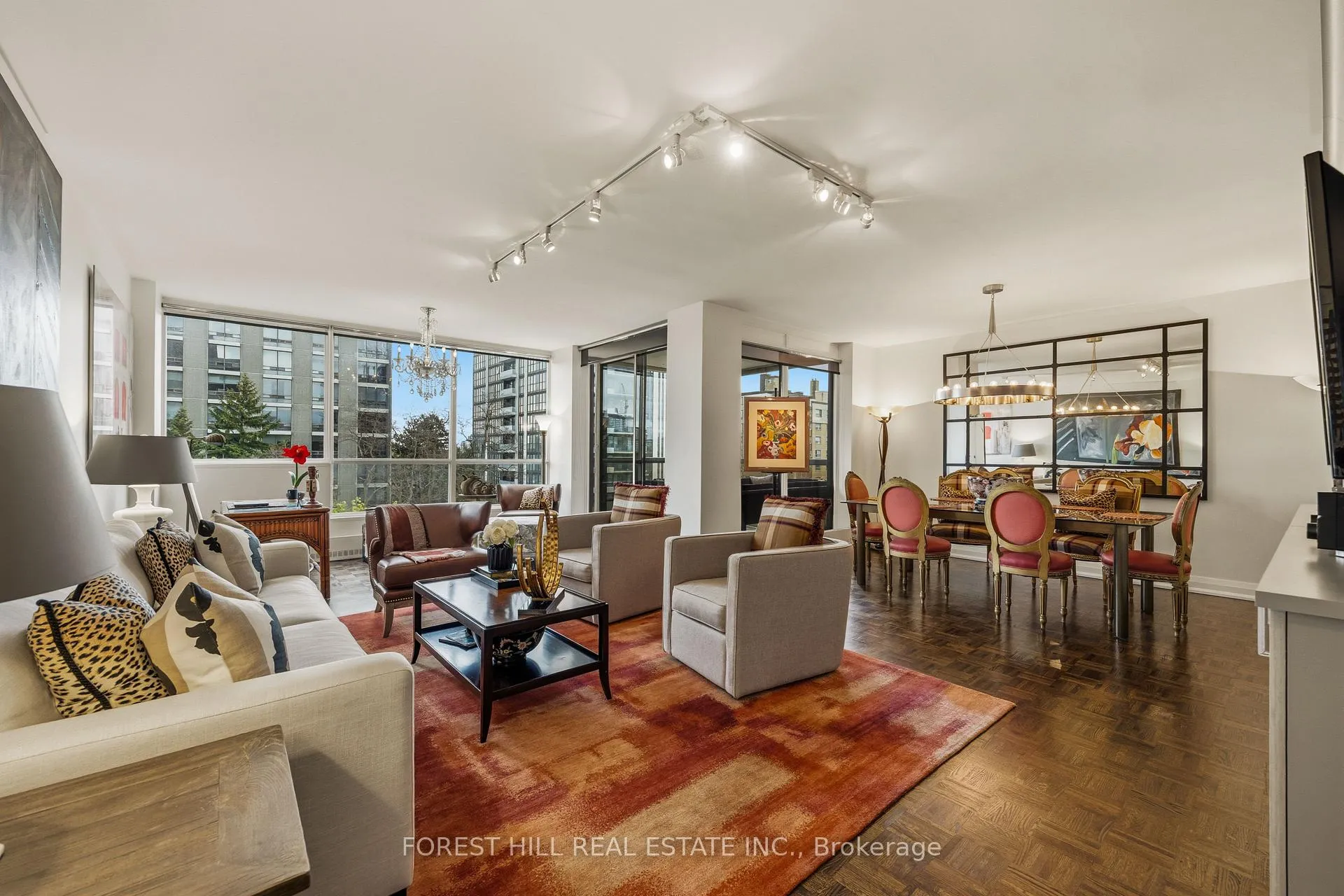 Photo 2 of Unit 402, 616 Avenue Road, Toronto, Casa Loma — HOMEH