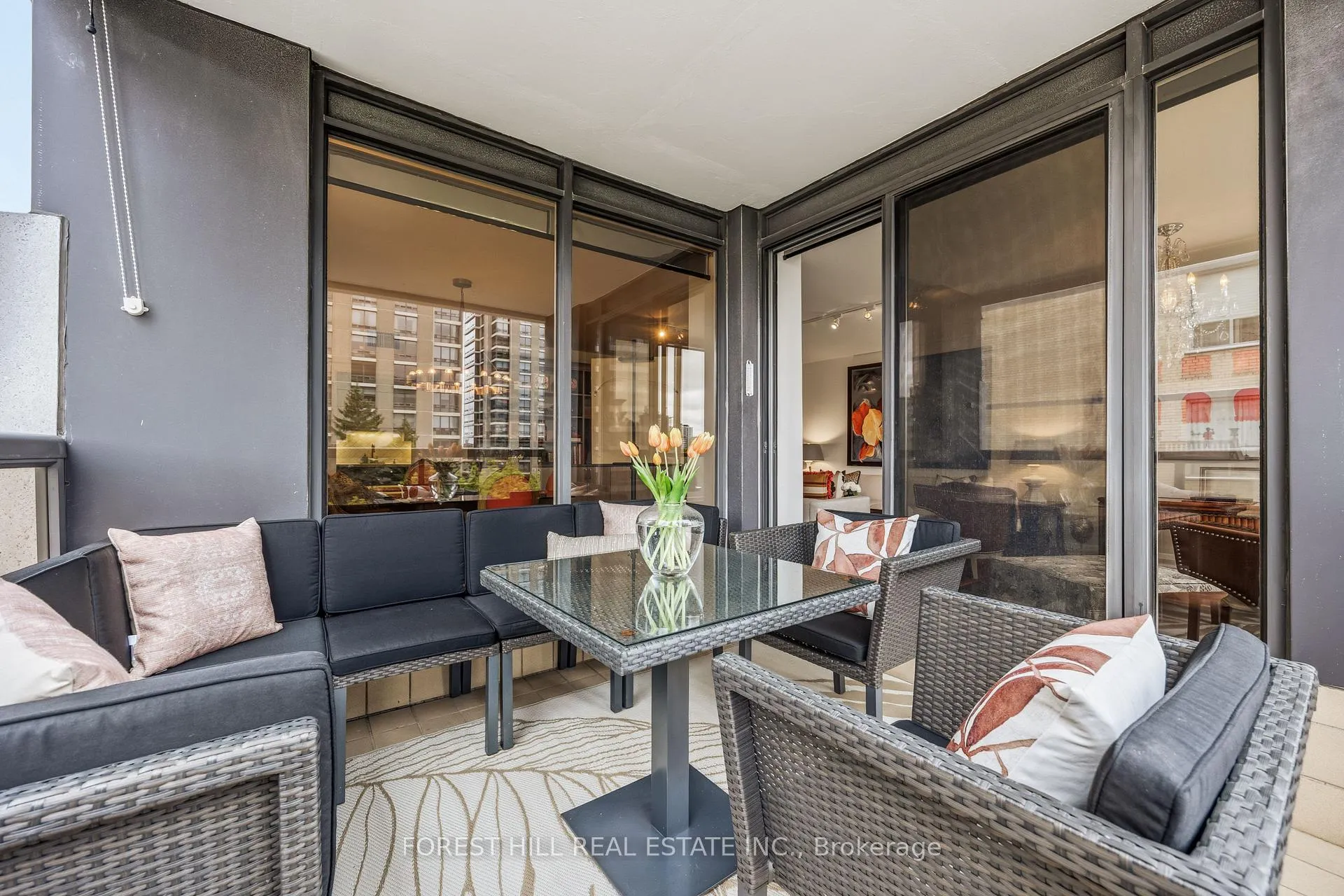 Photo 9 of Unit 402, 616 Avenue Road, Toronto, Casa Loma — HOMEH