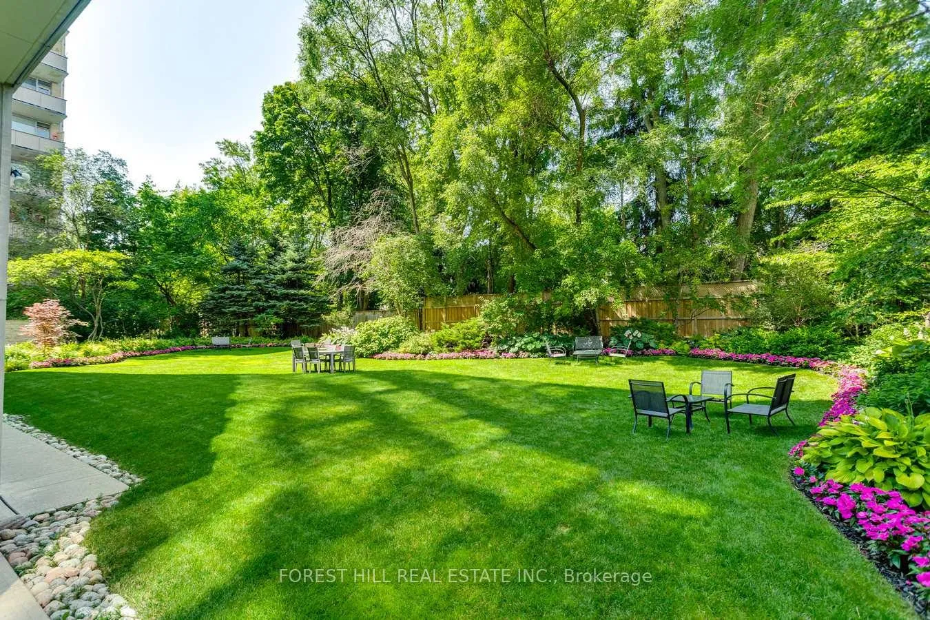 Photo 21 of Unit 402, 616 Avenue Road, Toronto, Casa Loma — HOMEH