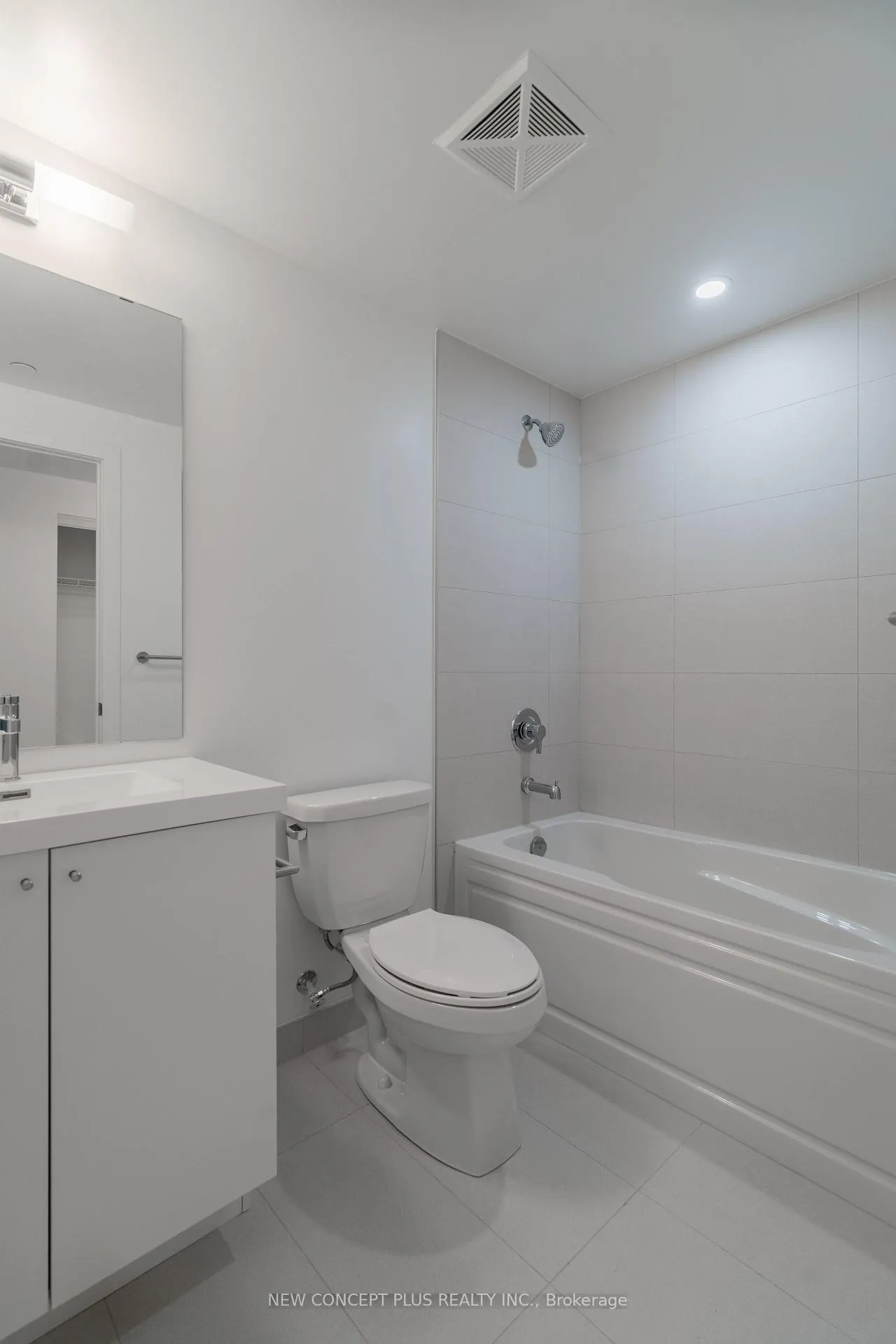 Photo 12 of Unit 835, 2545 Simcoe Street N, Oshawa, Windfields — HOMEH