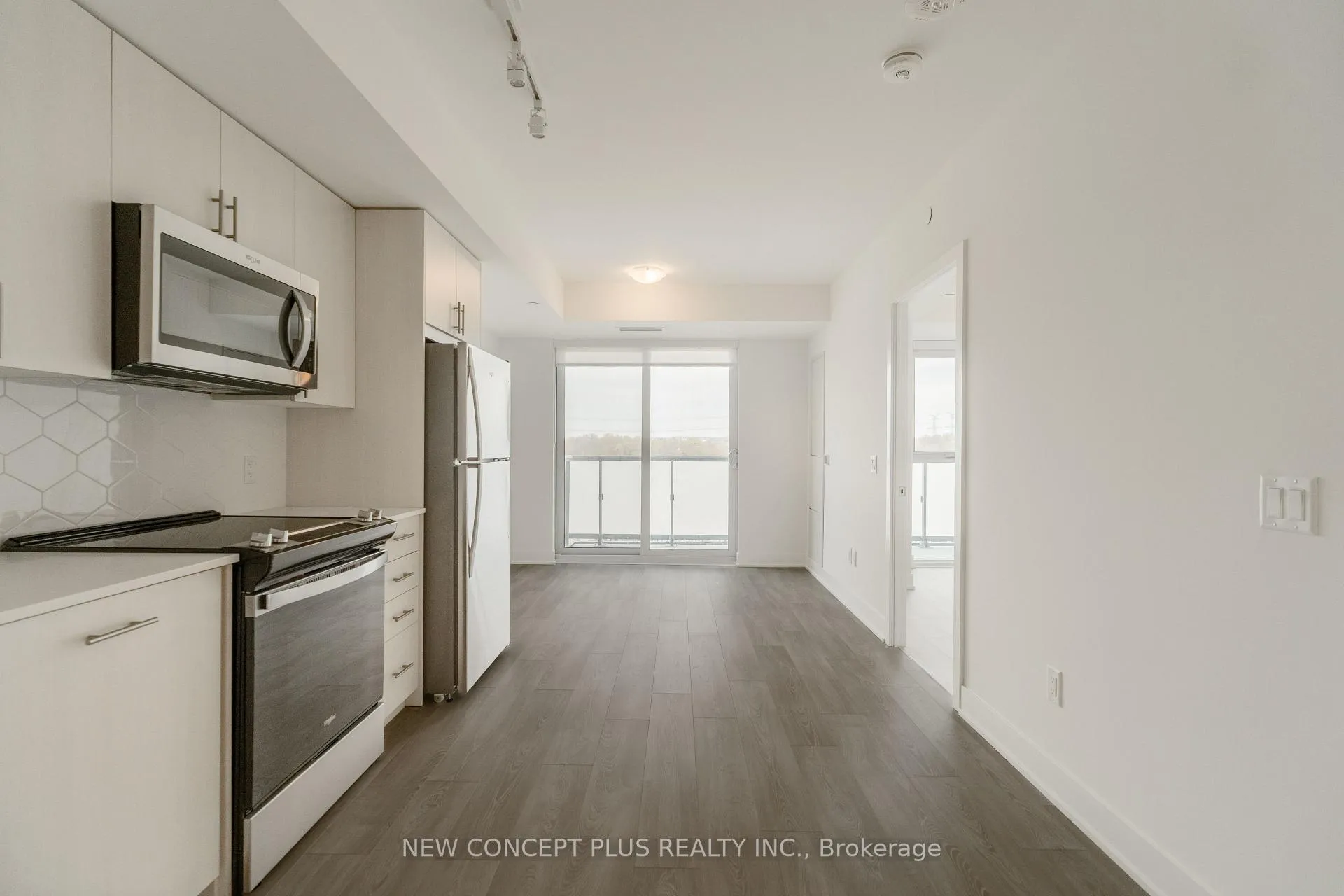 Photo 18 of Unit 835, 2545 Simcoe Street N, Oshawa, Windfields — HOMEH