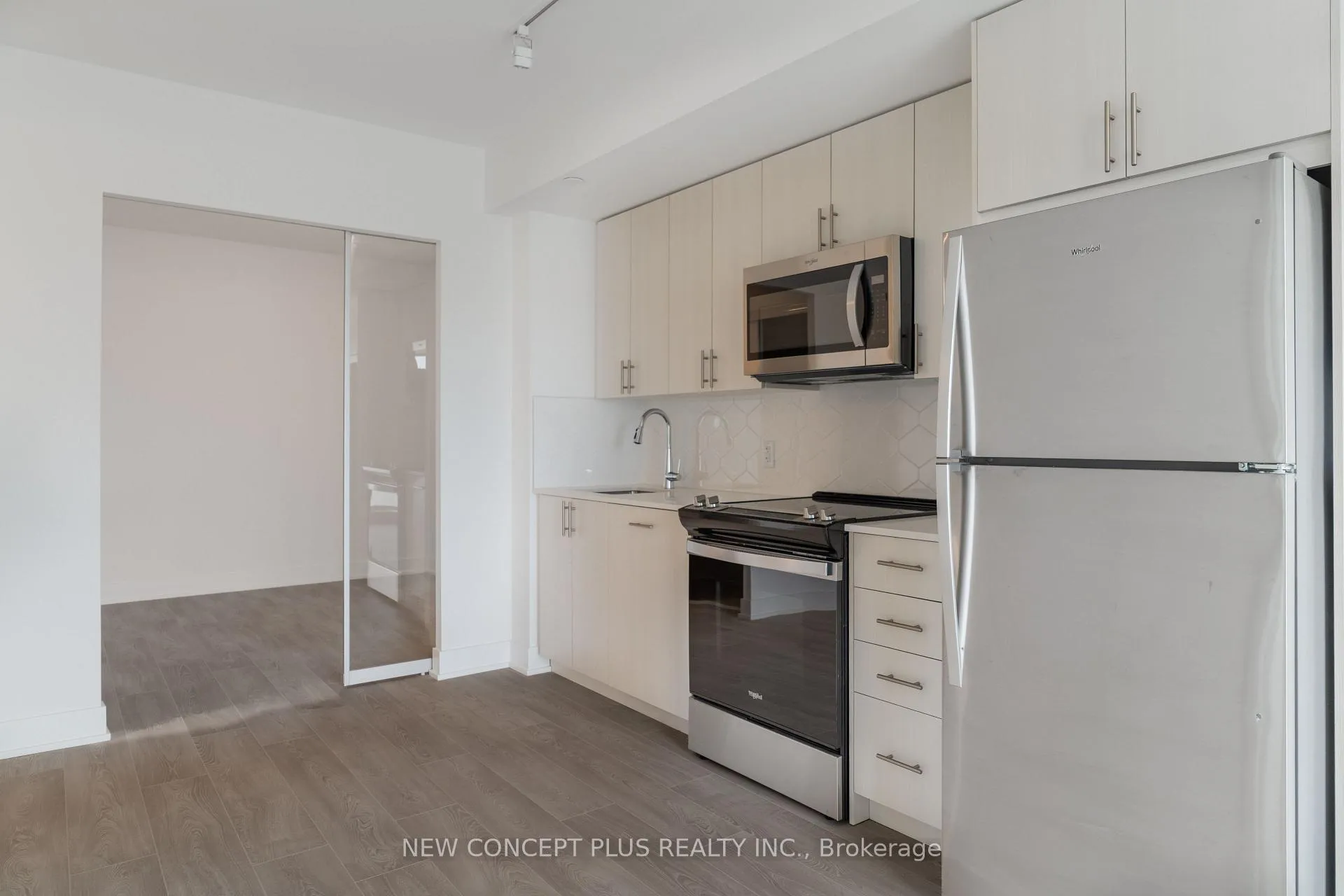 Photo 21 of Unit 835, 2545 Simcoe Street N, Oshawa, Windfields — HOMEH