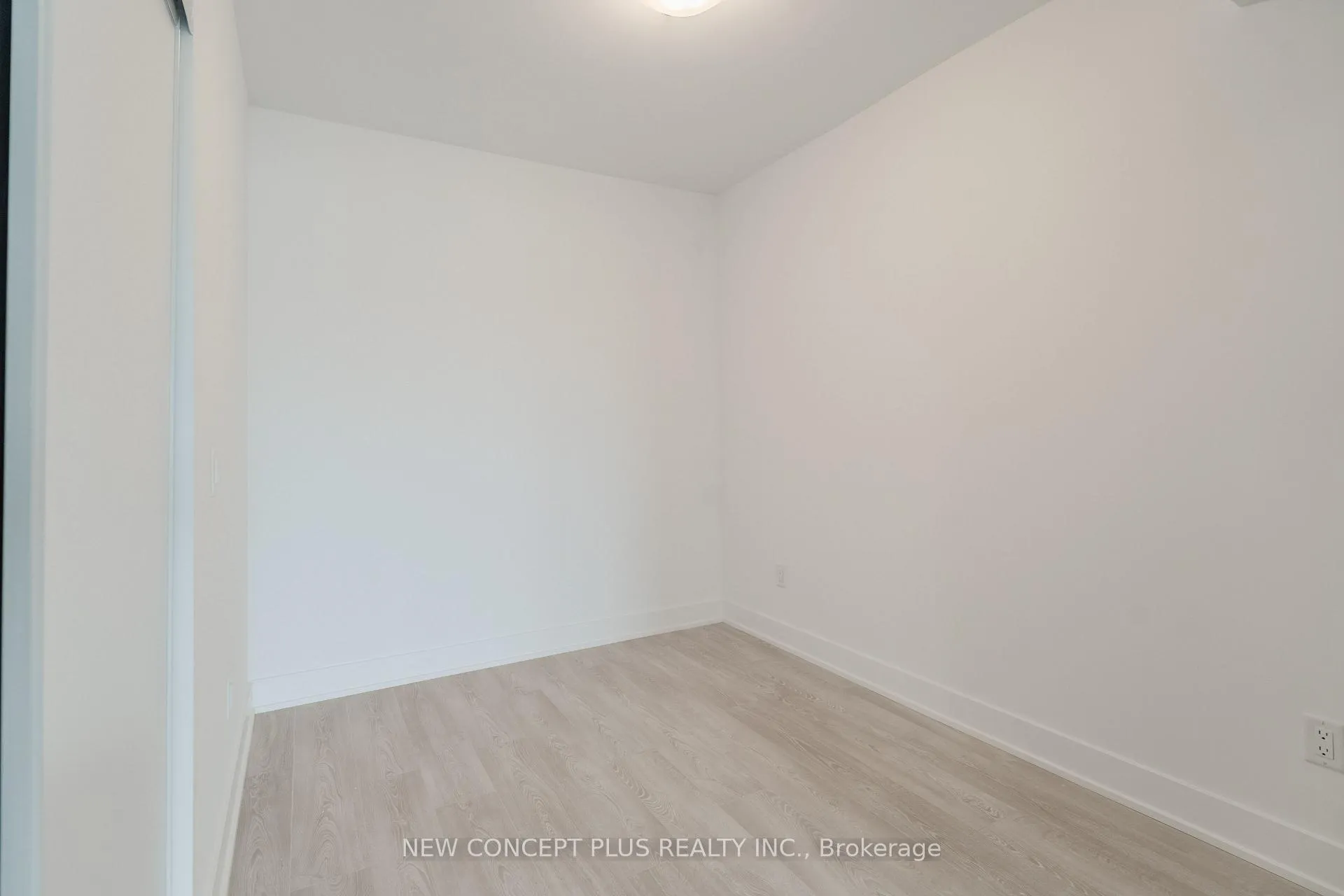 Photo 27 of Unit 835, 2545 Simcoe Street N, Oshawa, Windfields — HOMEH