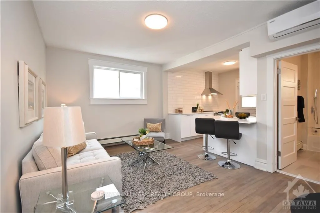 Photo 3 of Unit 3, 375 Mackay Street, Ottawa, Lindenlea — HOMEH
