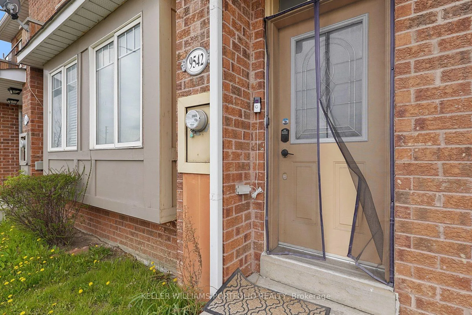 Photo 3 of 9542 Sheppard Avenue E, Scarborough, Rouge — HOMEH