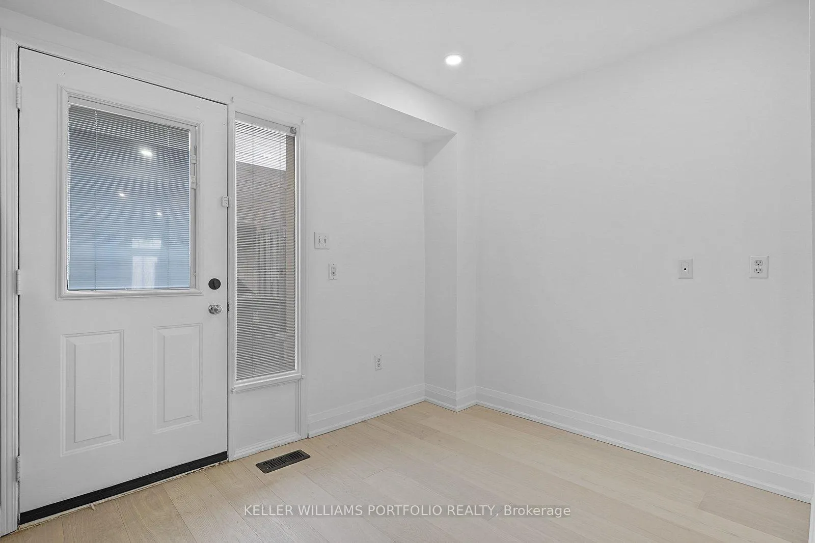 Photo 15 of 9542 Sheppard Avenue E, Scarborough, Rouge — HOMEH